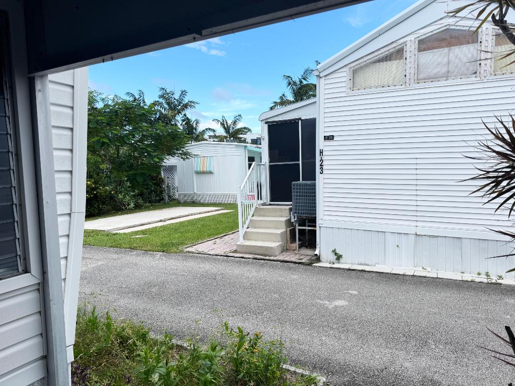 BRINY BREEZES INC - Residential