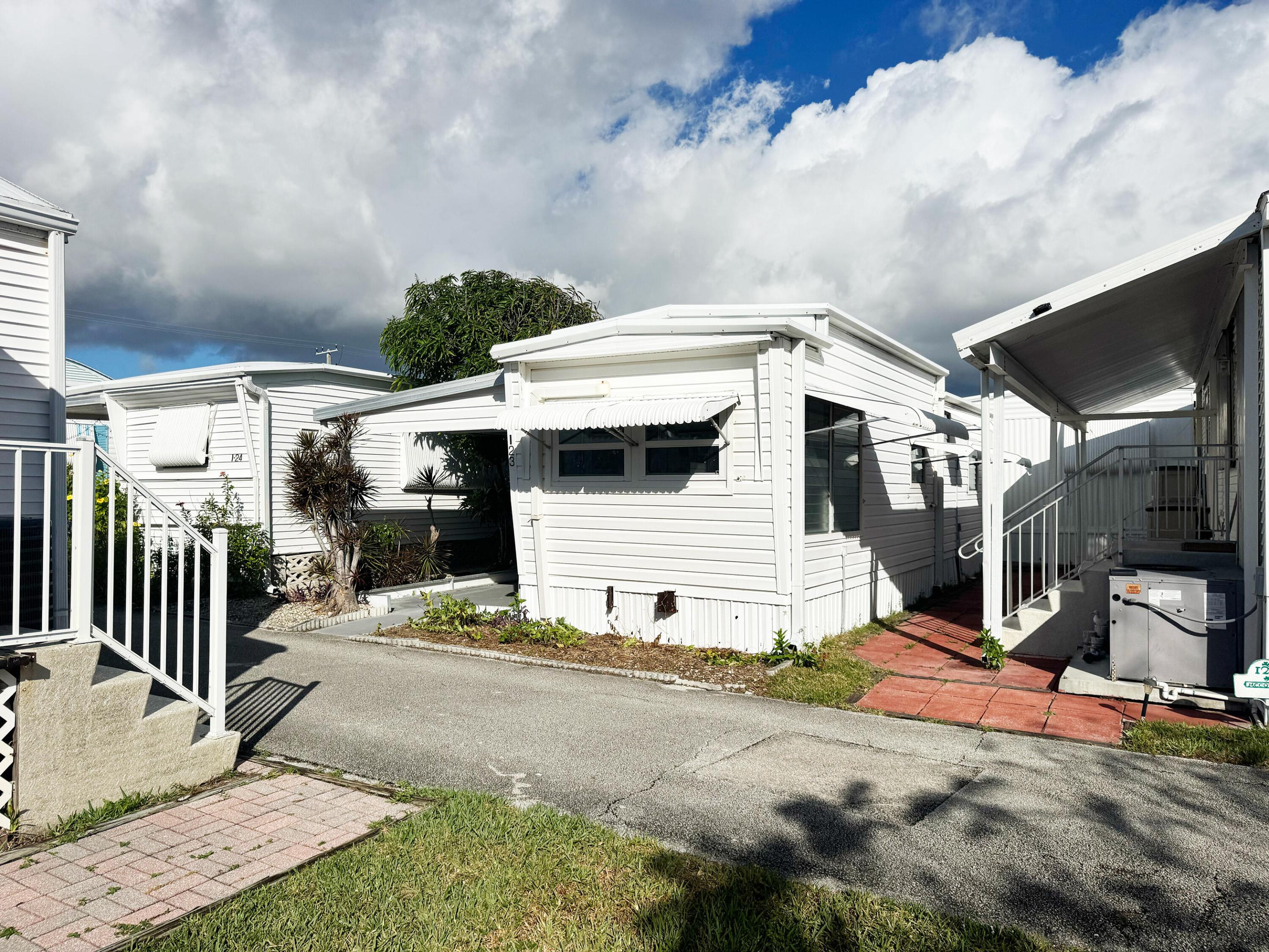 23 Hibiscus Drive I