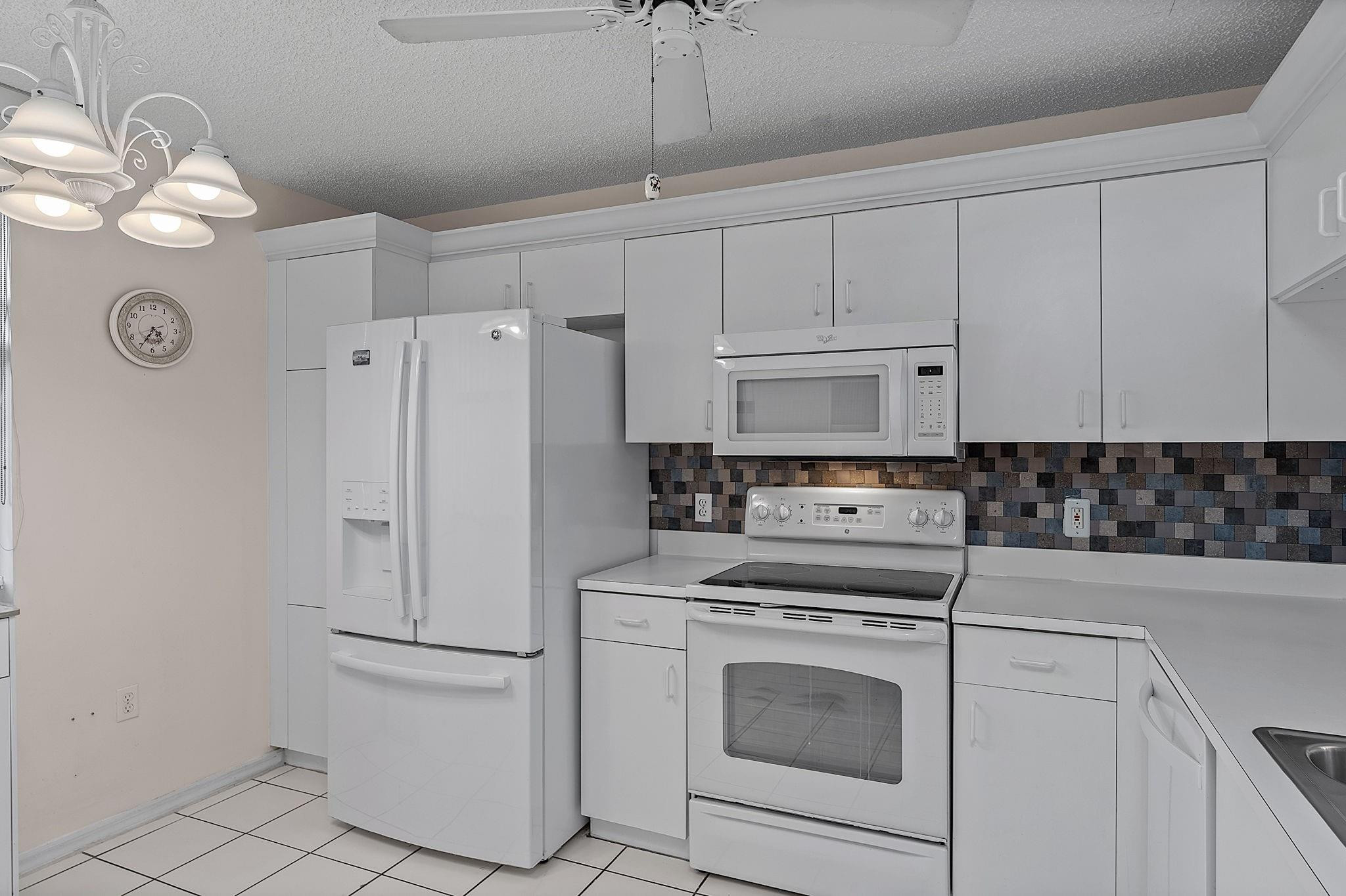 Sunrise Lakes Phase 4 - Residential