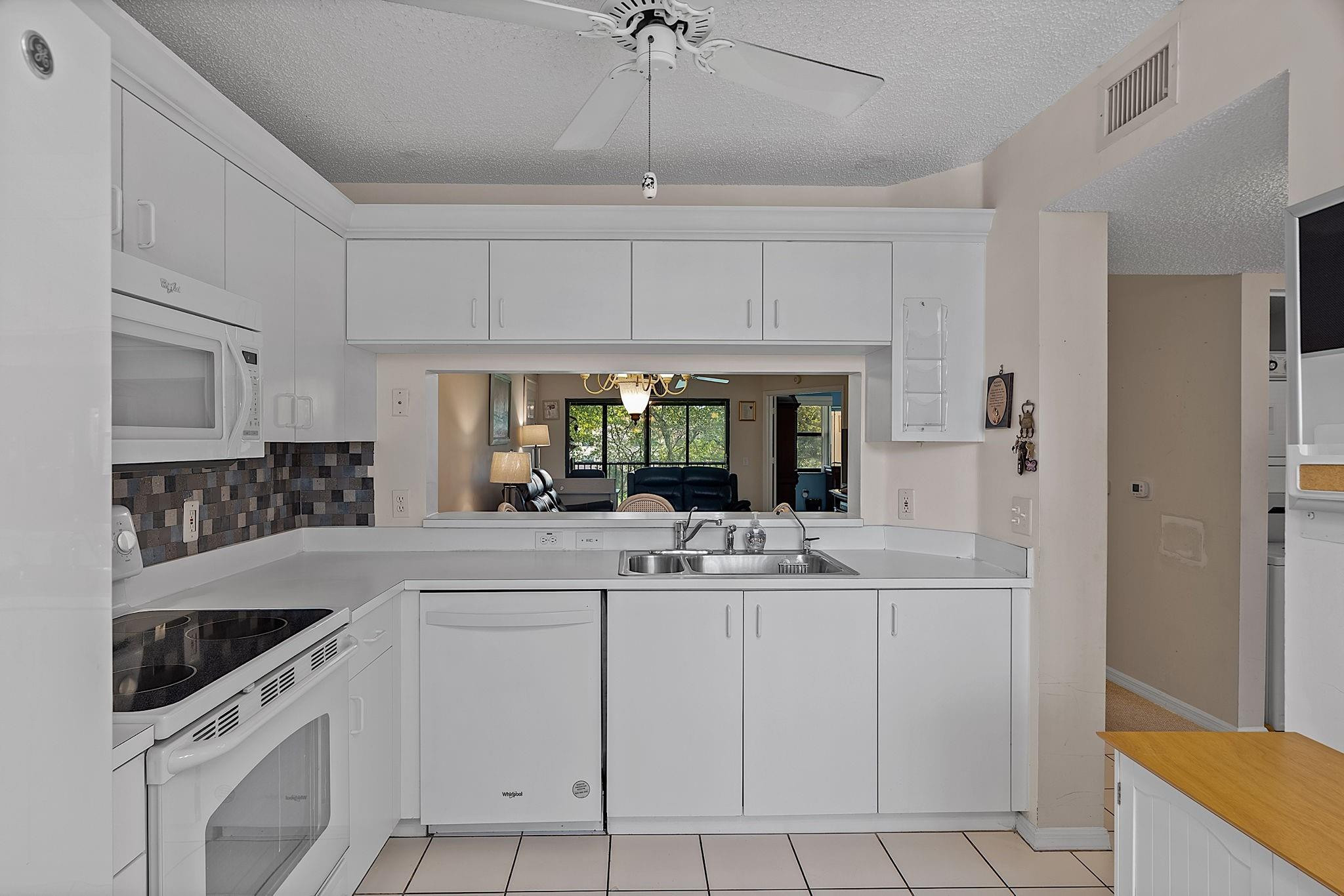 Sunrise Lakes Phase 4 - Residential