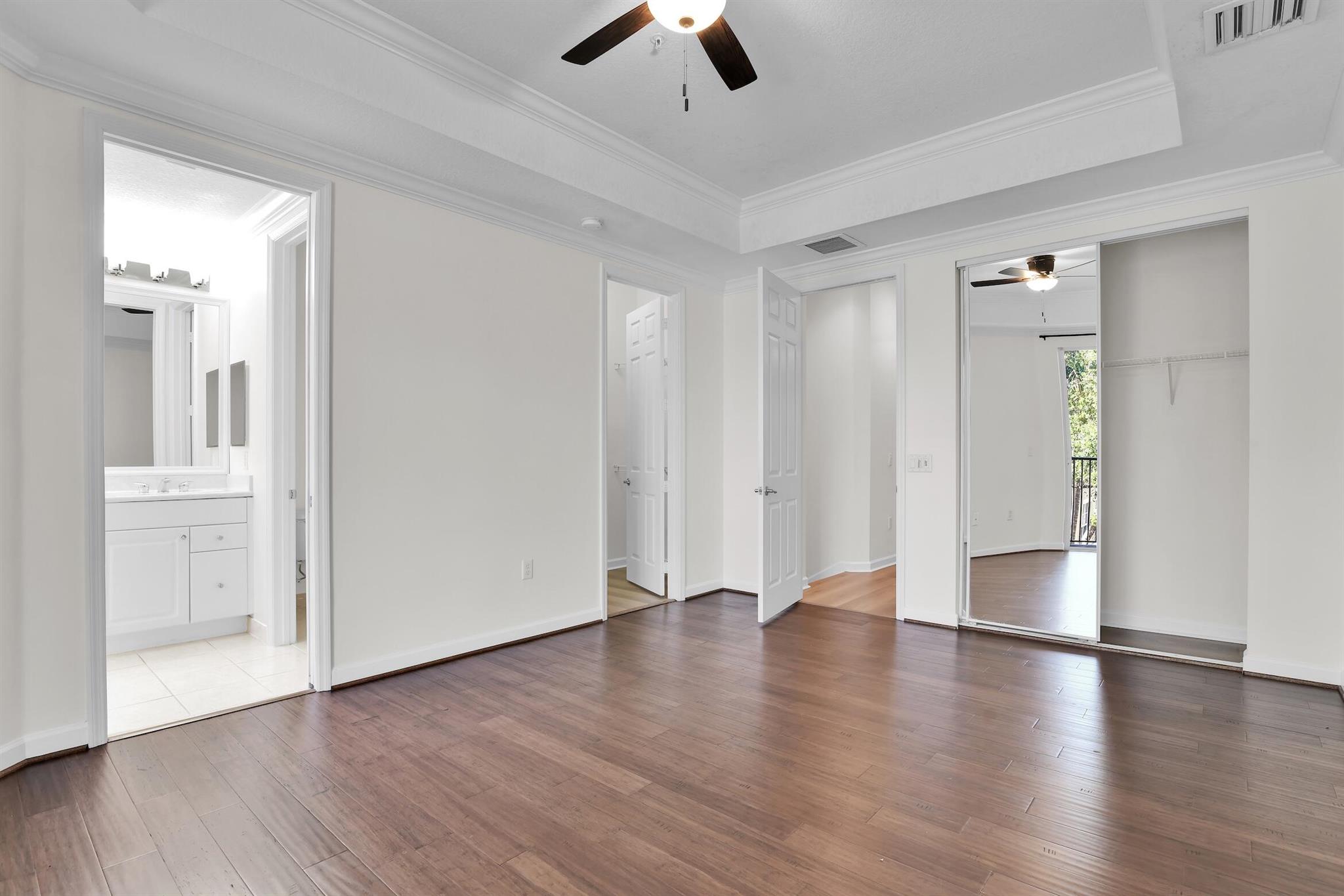 HARBOUR OAKS - Residential Lease