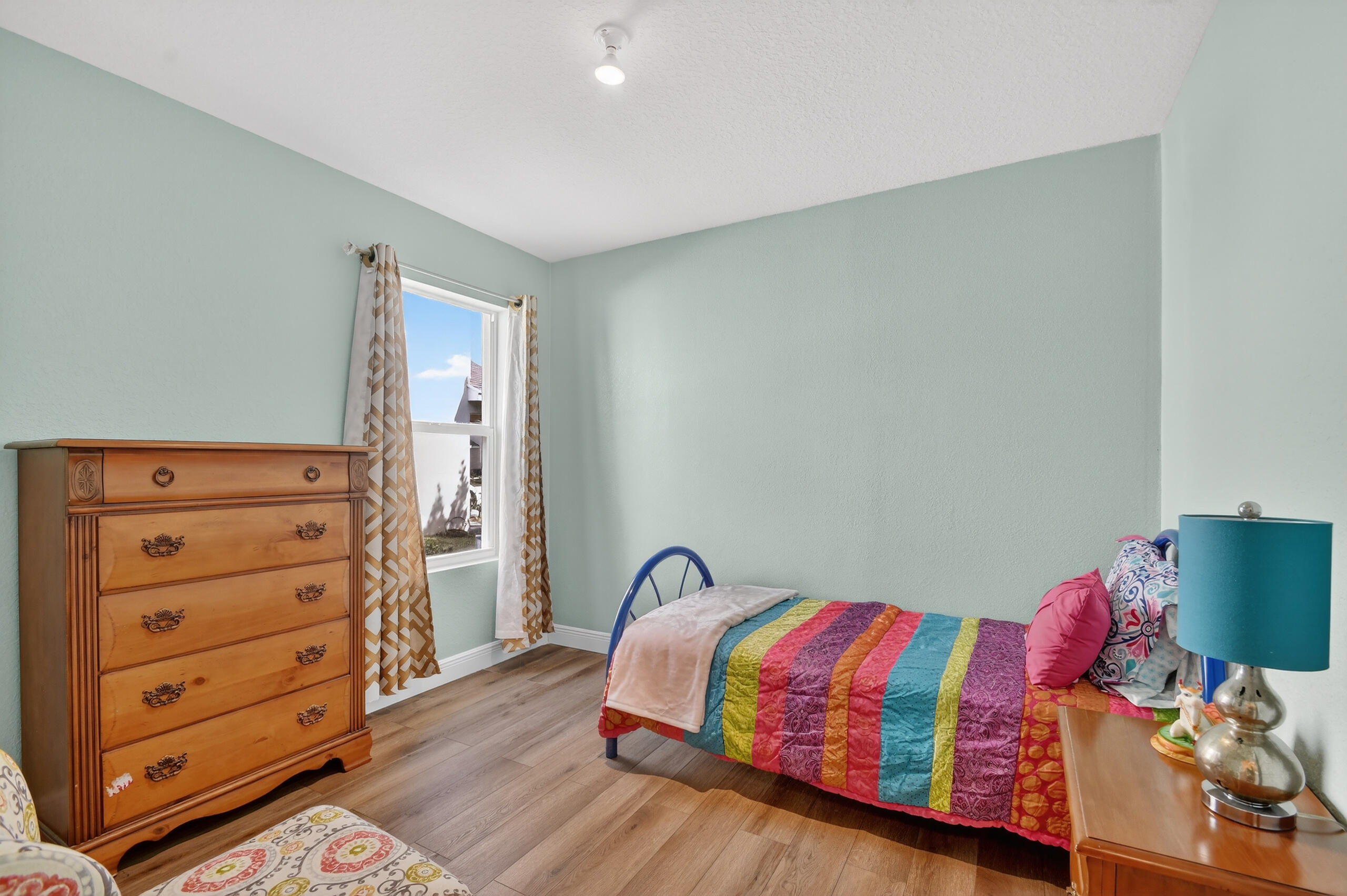 WHITNEY PARK - Residential