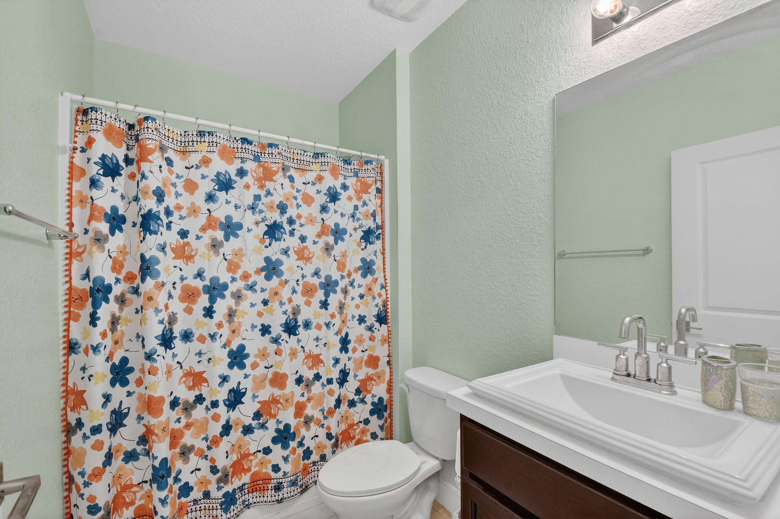 WHITNEY PARK - Residential