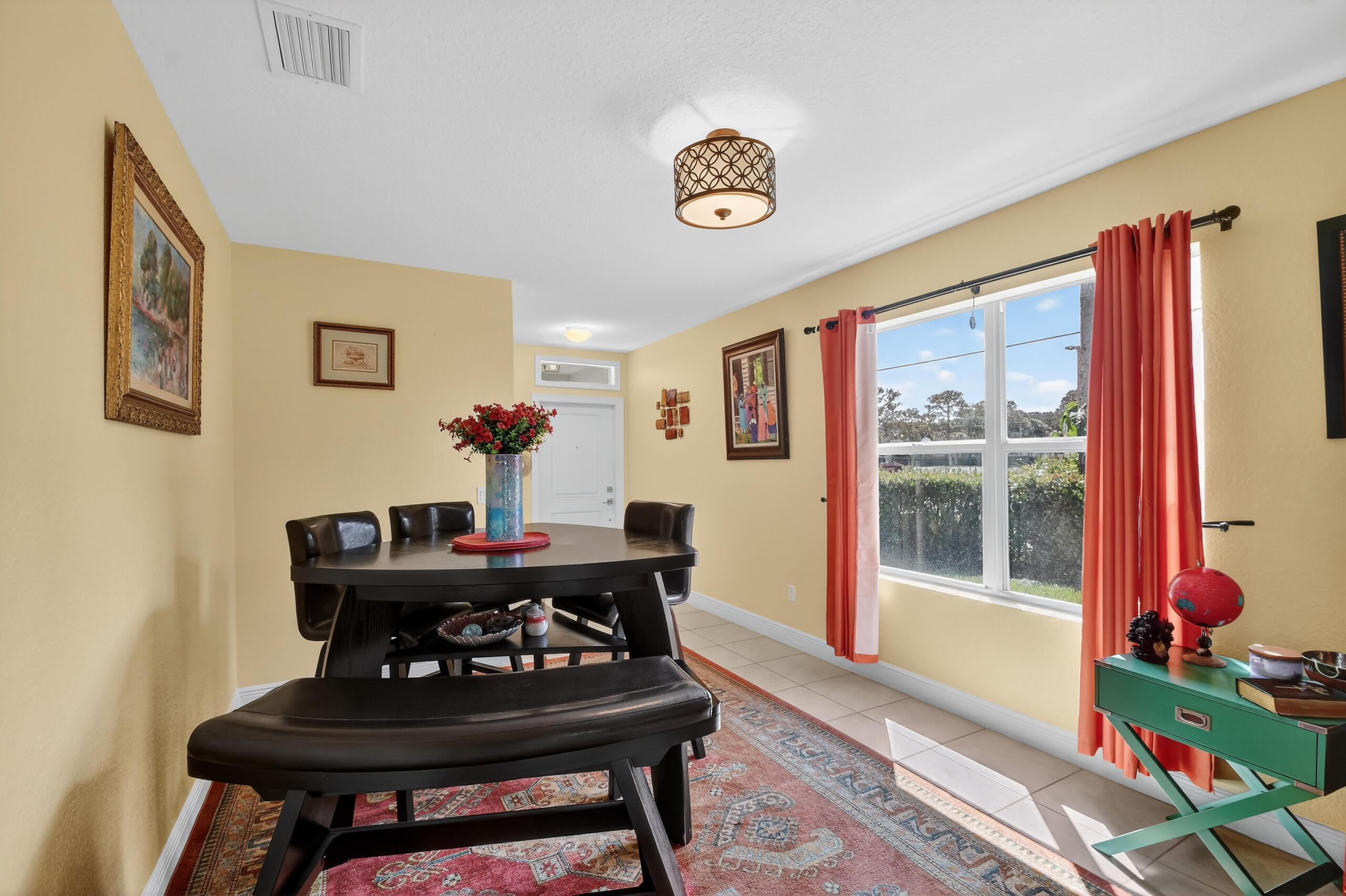 WHITNEY PARK - Residential