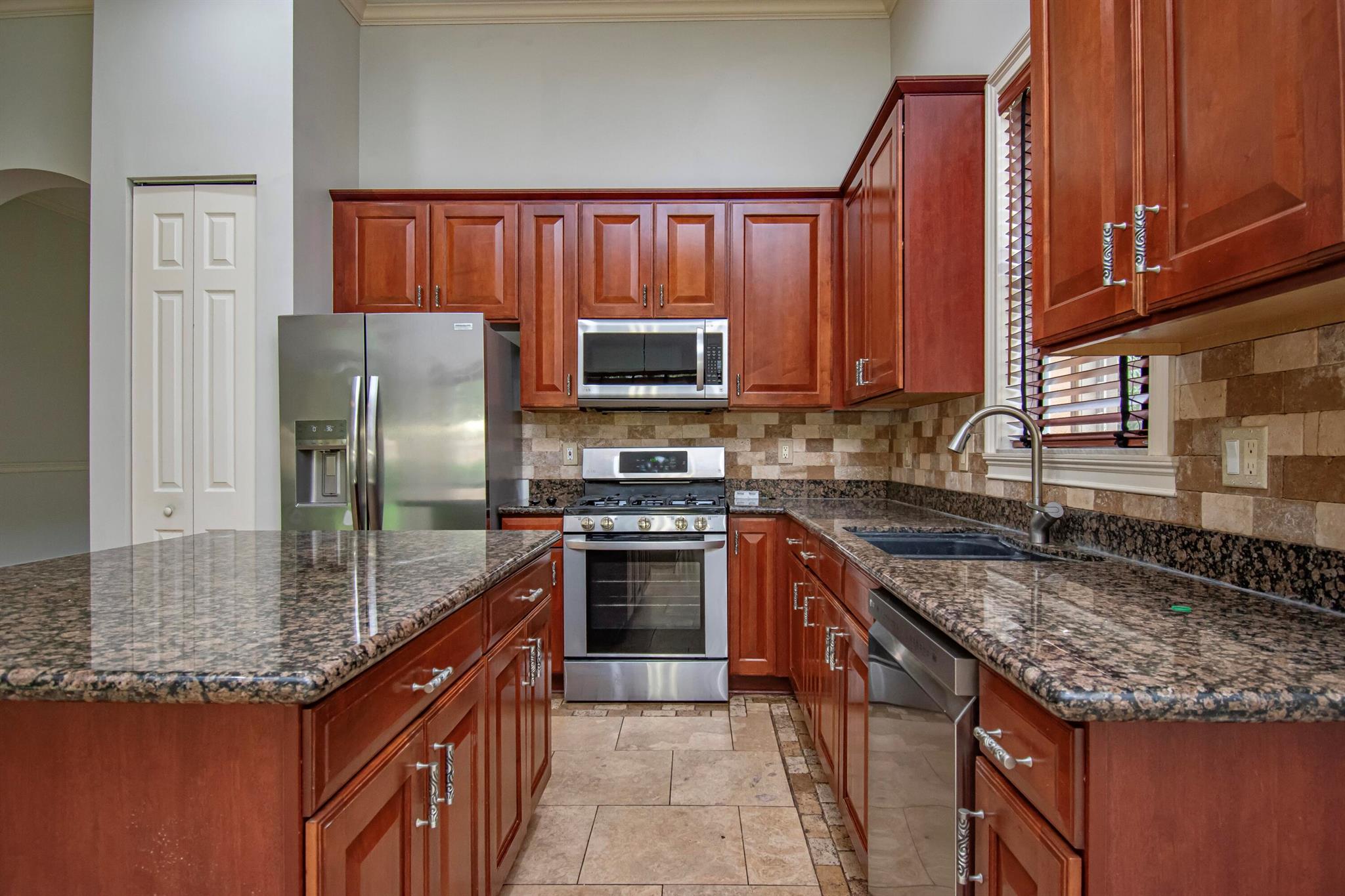 WYNDSONG ISLE ESTATES - Residential Lease