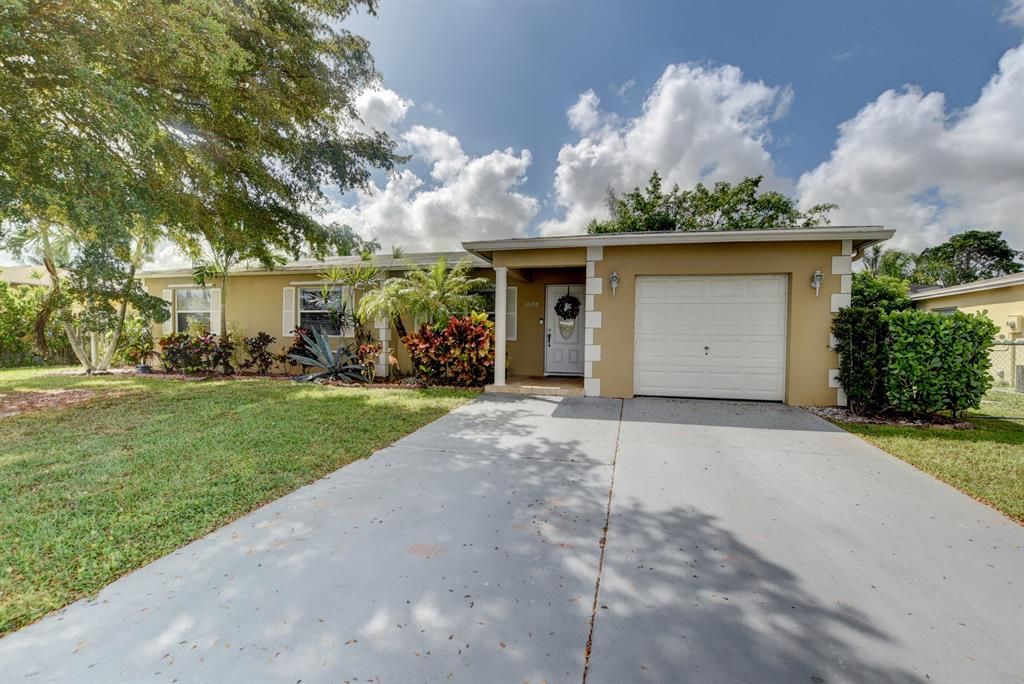 Photo of 11170 Malayan Street, Boca Raton, FL 33428 (MLS # R10704322)