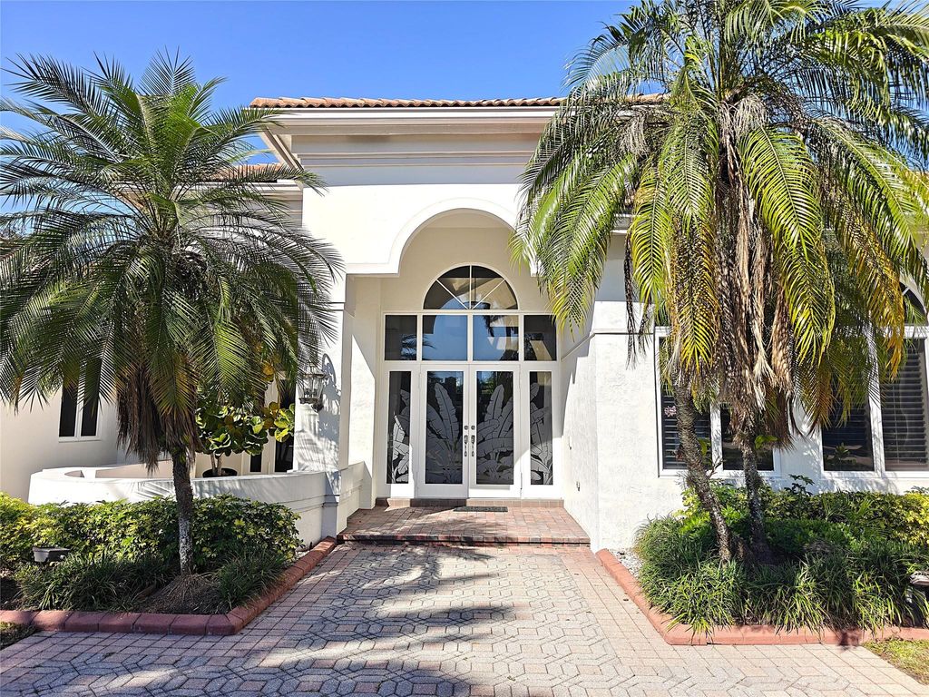 Photo of 2939 Paddock Lane, Weston, FL 33331 (MLS # F10550649)