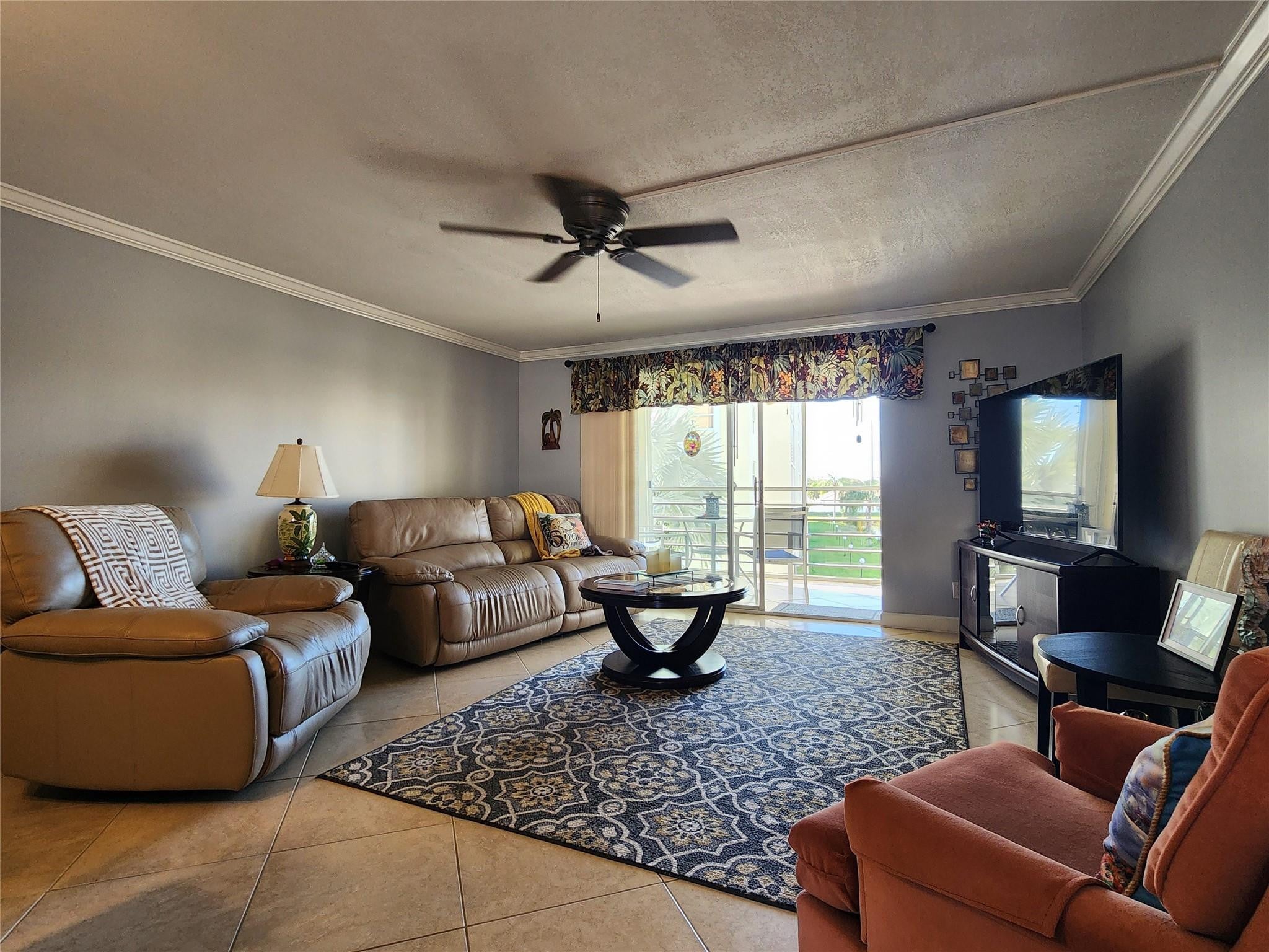321 SE 3rd Street 302