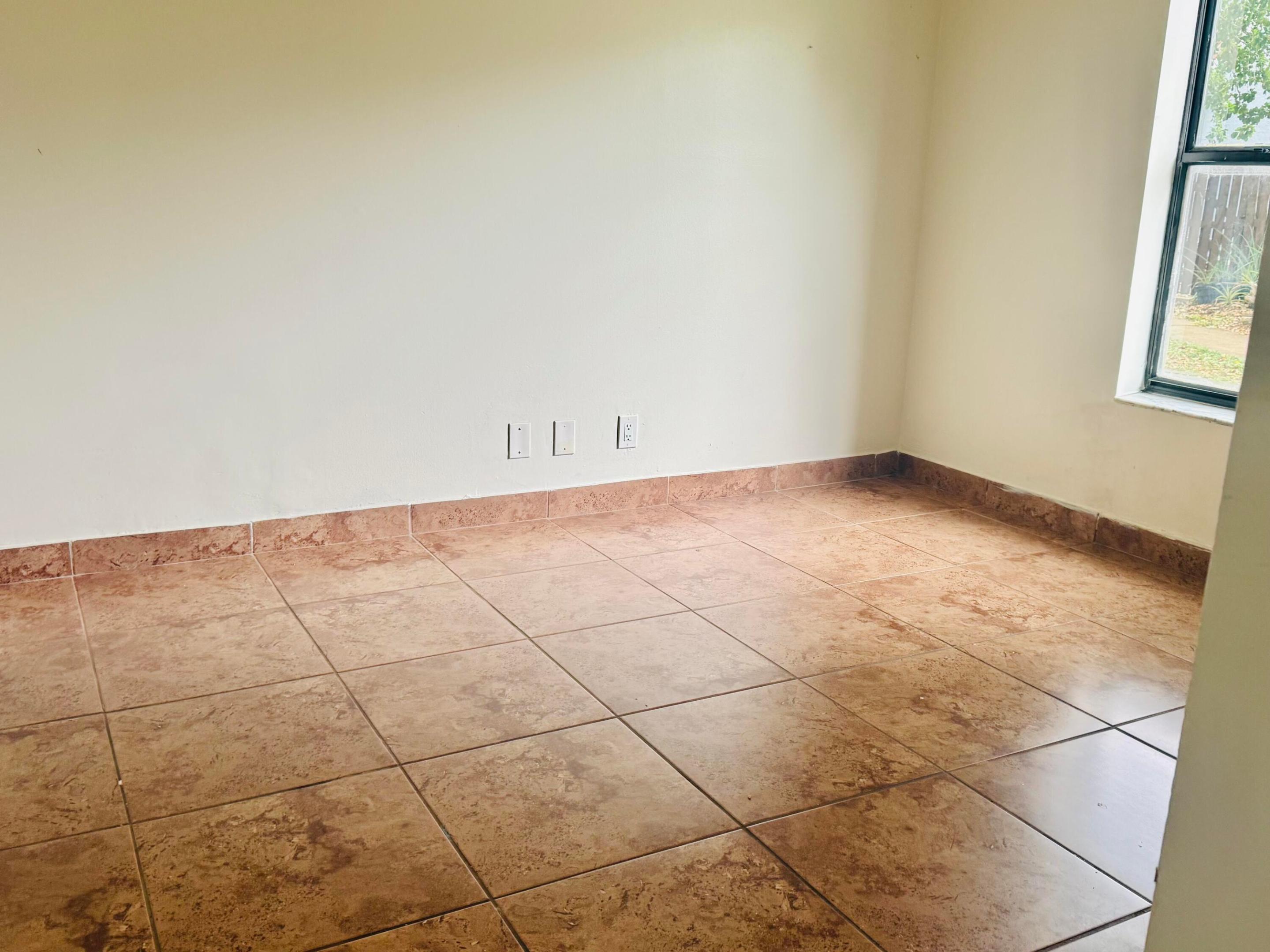 CROSSINGS OF BOYNTON BEACH CONDO - Residential