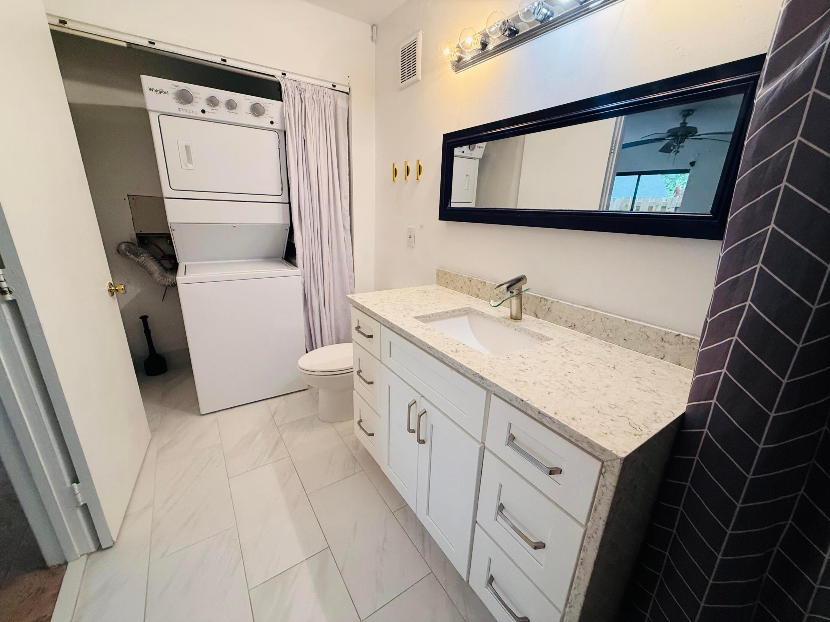 CROSSINGS OF BOYNTON BEACH CONDO - Residential