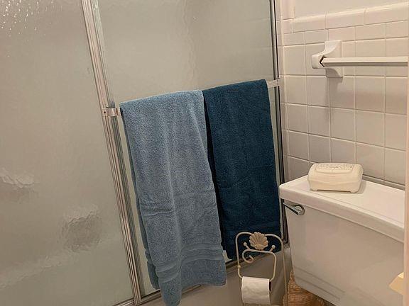 Palm Royal Apts Inc Condo - Residential Lease