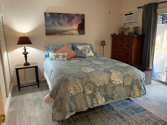 Palm Royal Apts Inc Condo - Residential Lease