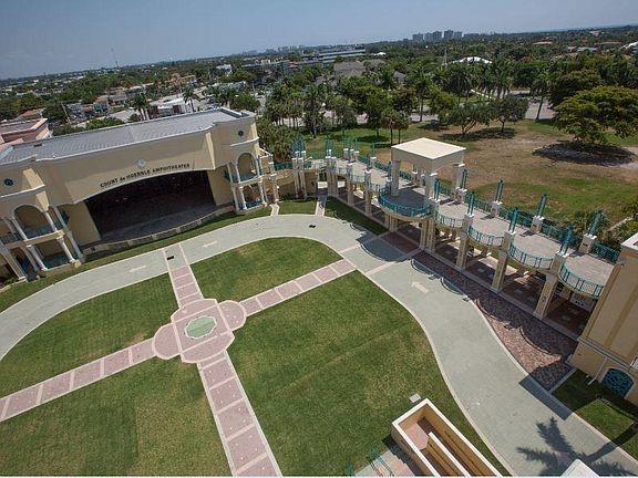 Palm Royal Apts Inc Condo - Residential Lease