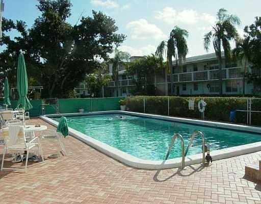 Palm Royal Apts Inc Condo - Residential Lease