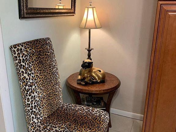 Palm Royal Apts Inc Condo - Residential Lease