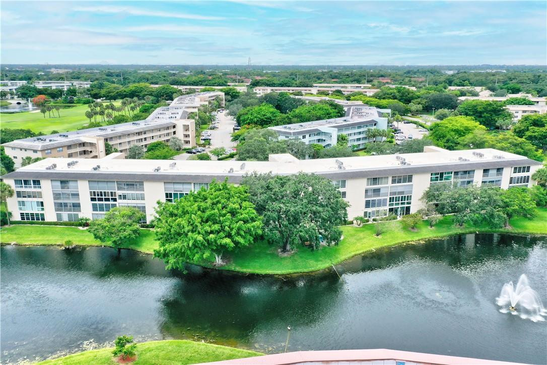 WYNMOOR VILLAGE - Residential