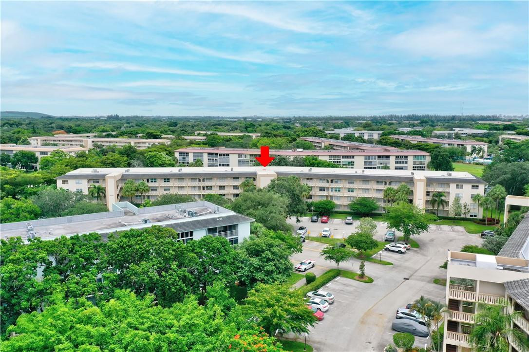 WYNMOOR VILLAGE - Residential