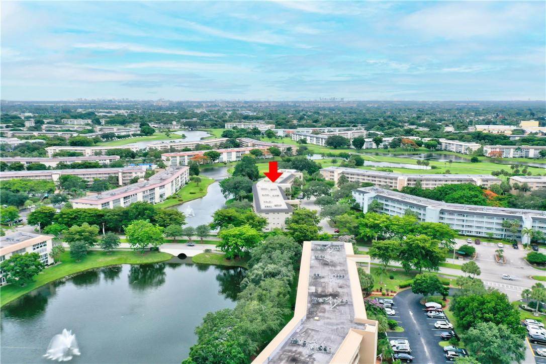 WYNMOOR VILLAGE - Residential