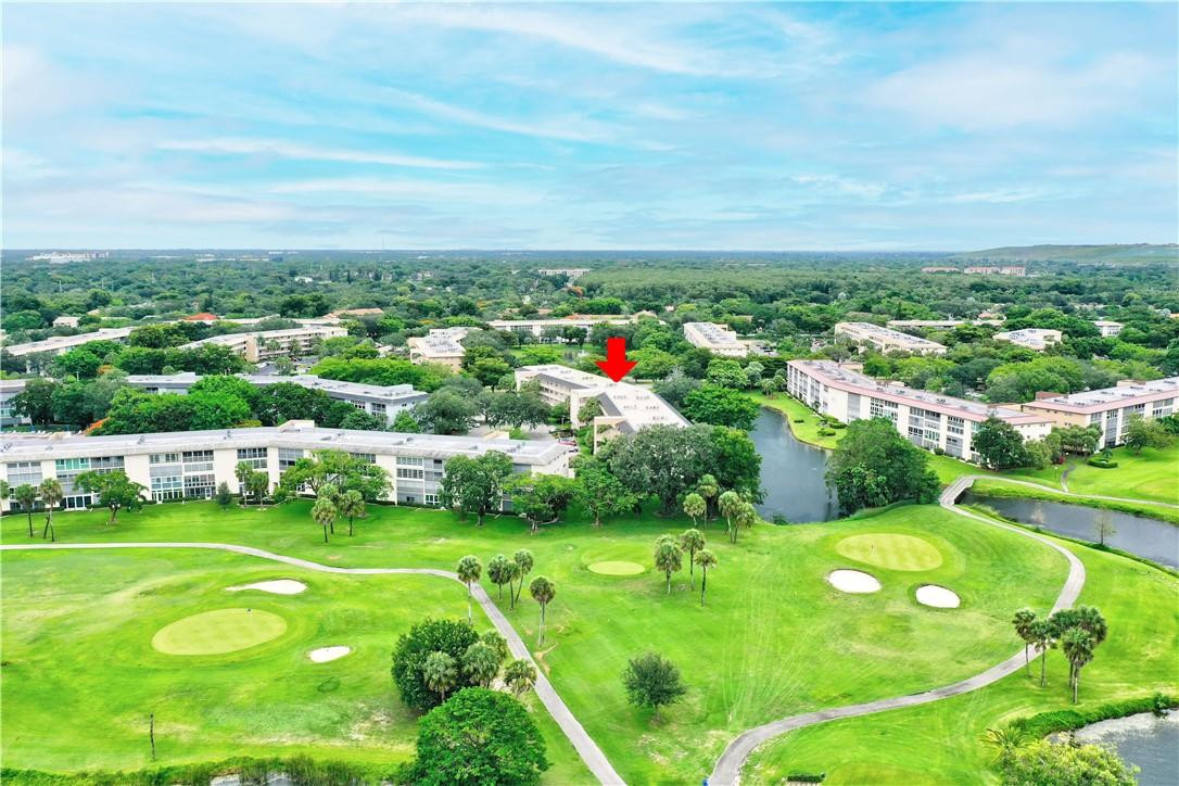 WYNMOOR VILLAGE - Residential