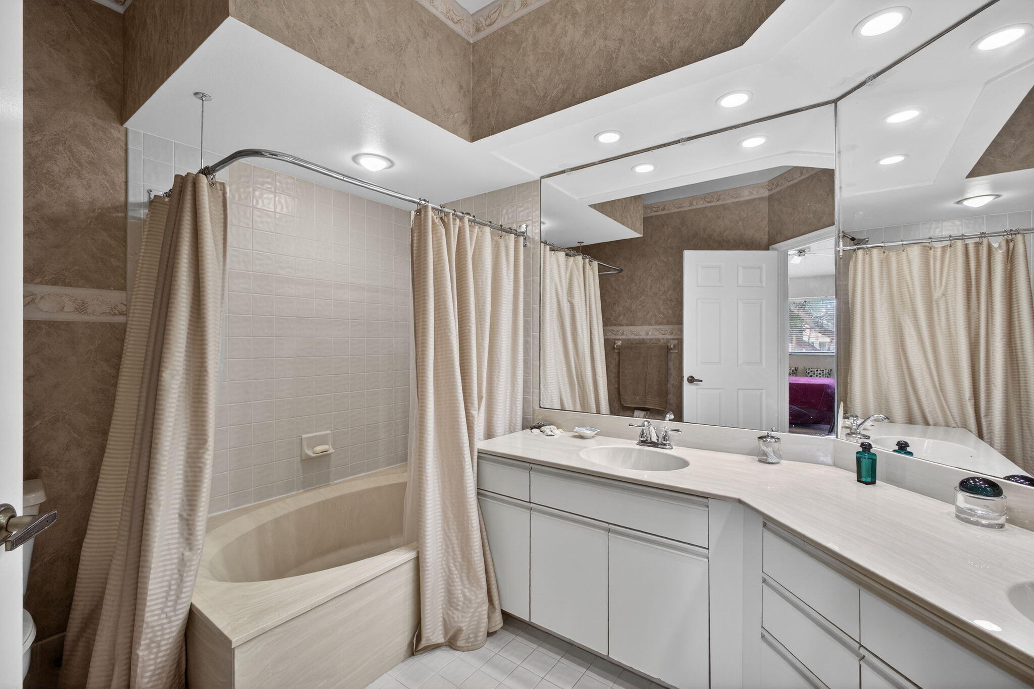 SEA OATS OF JUNO BEACH CONDO - Residential