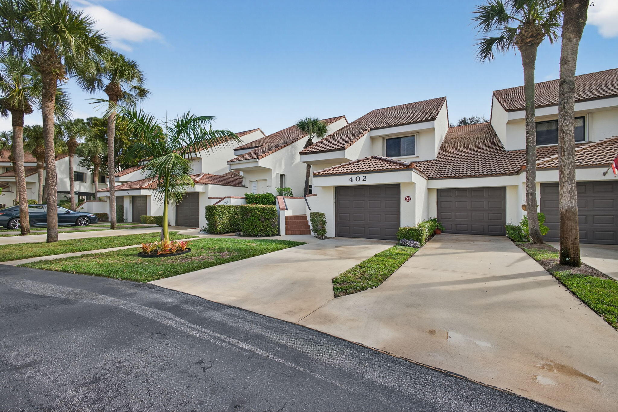 402 Sea Oats Drive G