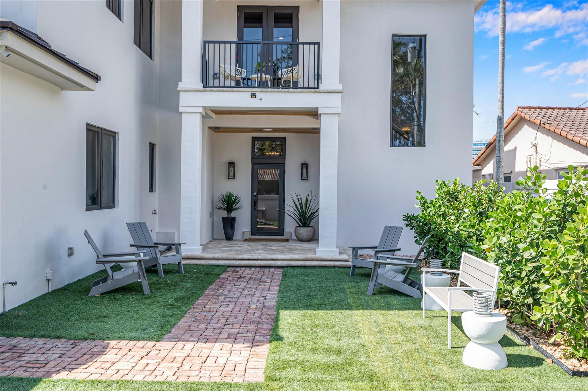 1949 Harbourview Dr, Fort Lauderdale, FL, 33316/$55,000 2 1949 Harbourview Dr
