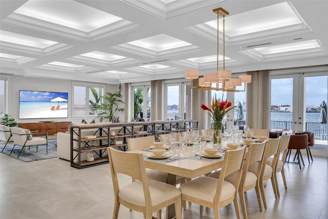 1949 Harbourview Drive