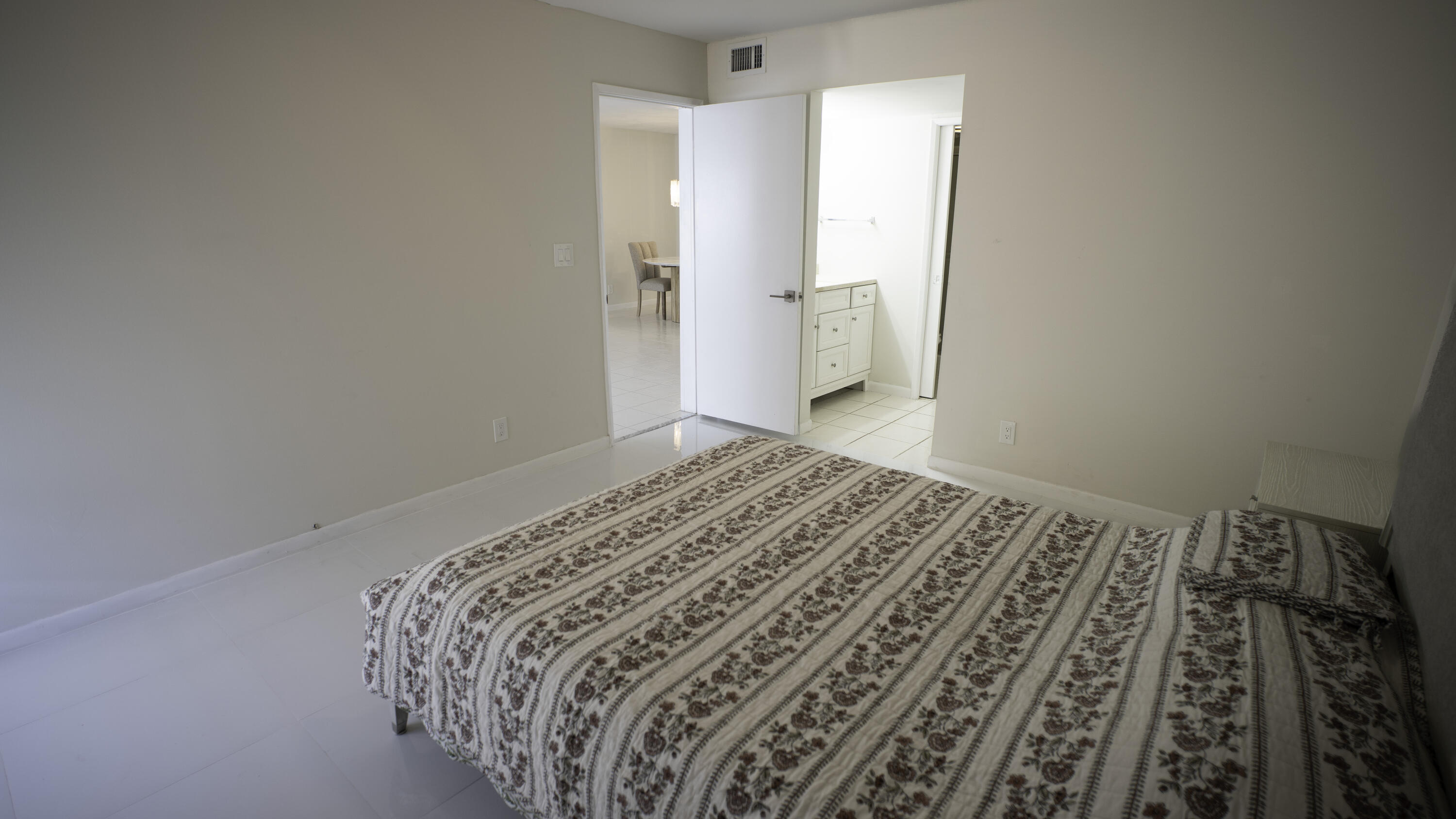 WEITZER SUB 3 - Residential Lease