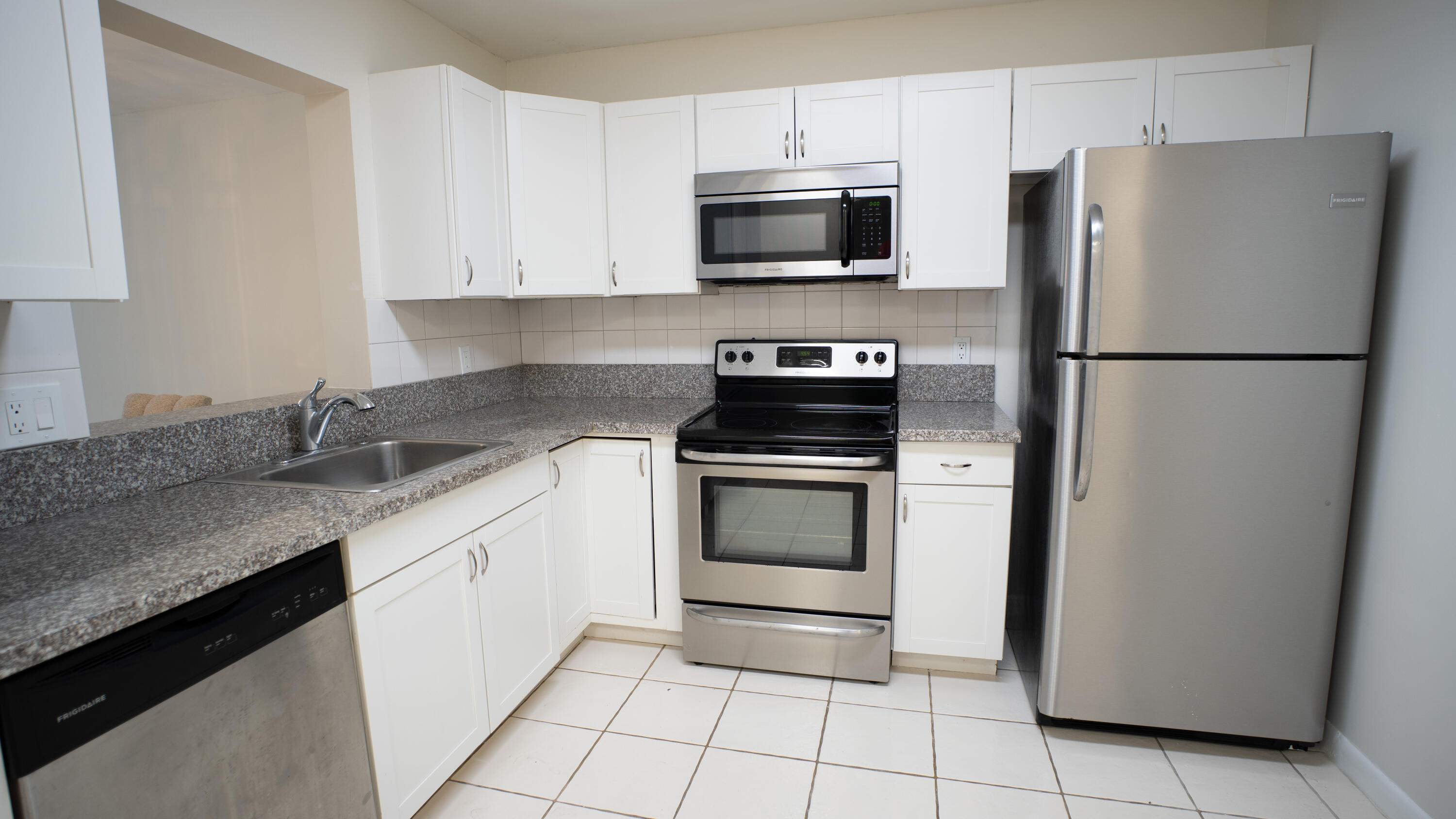 WEITZER SUB 3 - Residential Lease