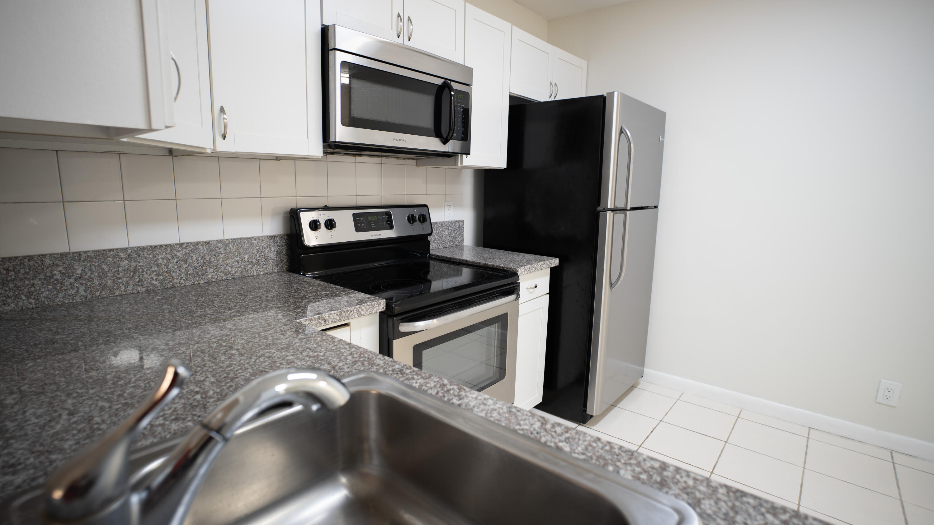 WEITZER SUB 3 - Residential Lease