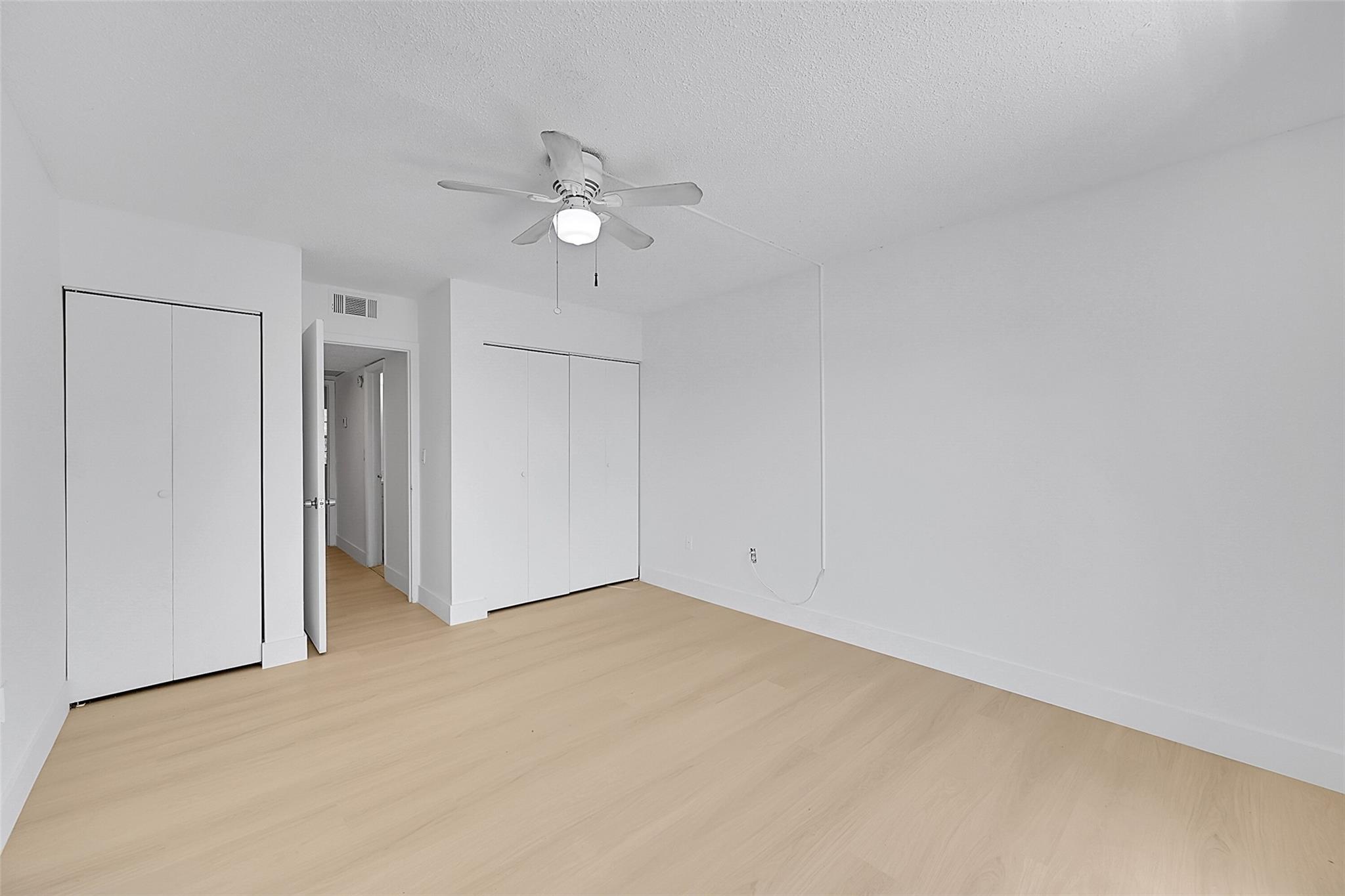 LAKESHORE TOWNHOMES CONDO - Residential