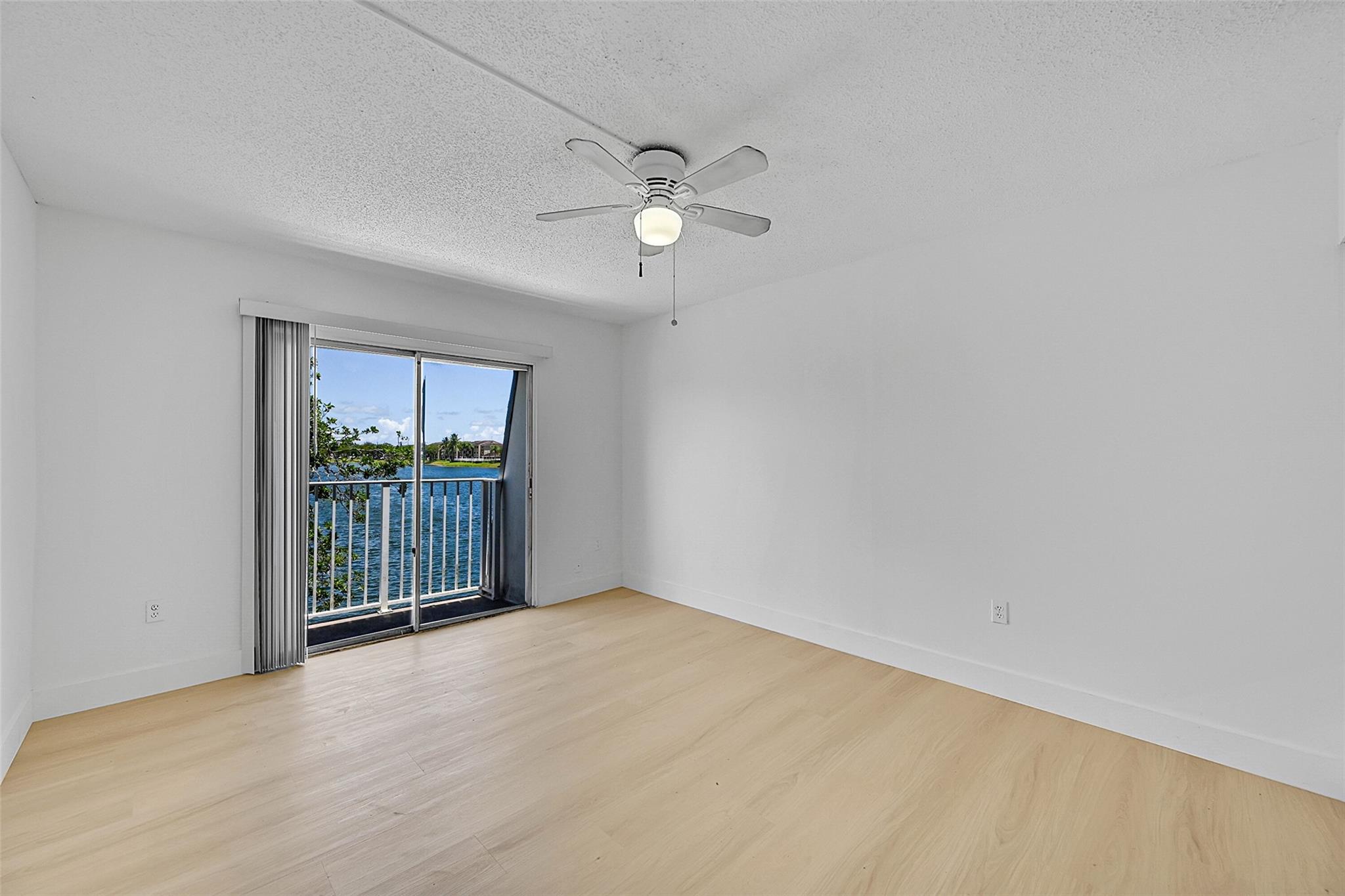 LAKESHORE TOWNHOMES CONDO - Residential