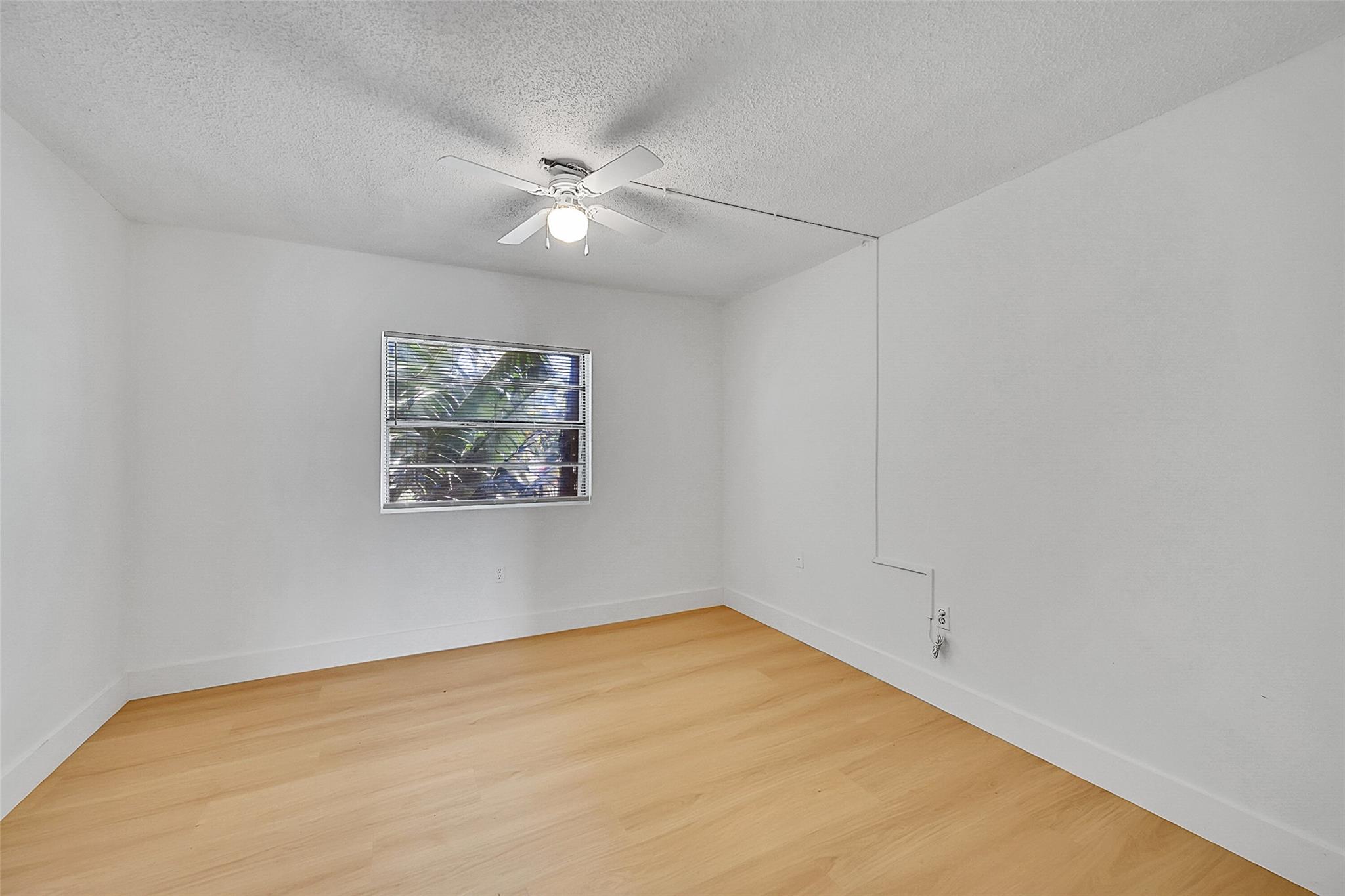 LAKESHORE TOWNHOMES CONDO - Residential