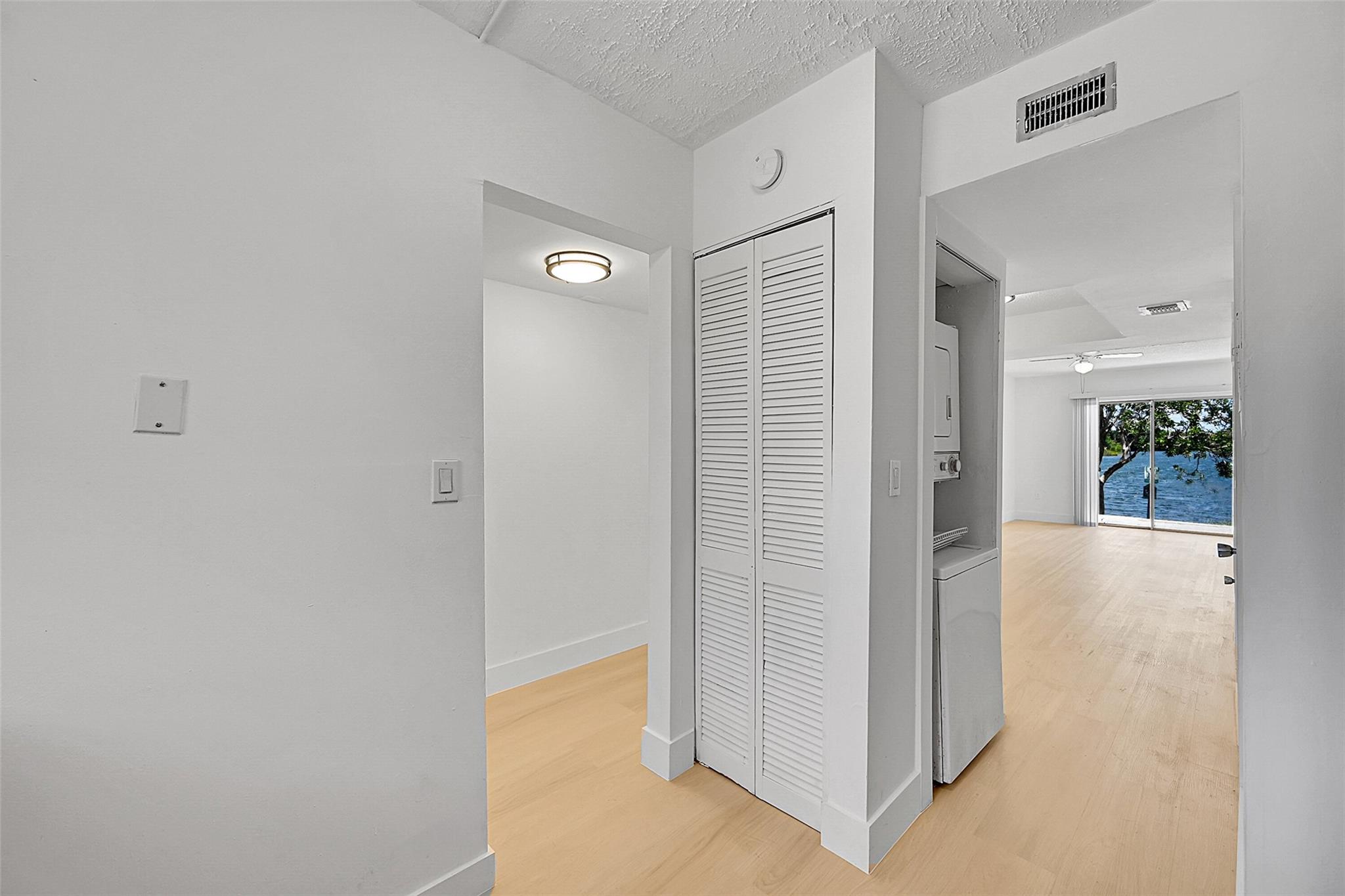 LAKESHORE TOWNHOMES CONDO - Residential