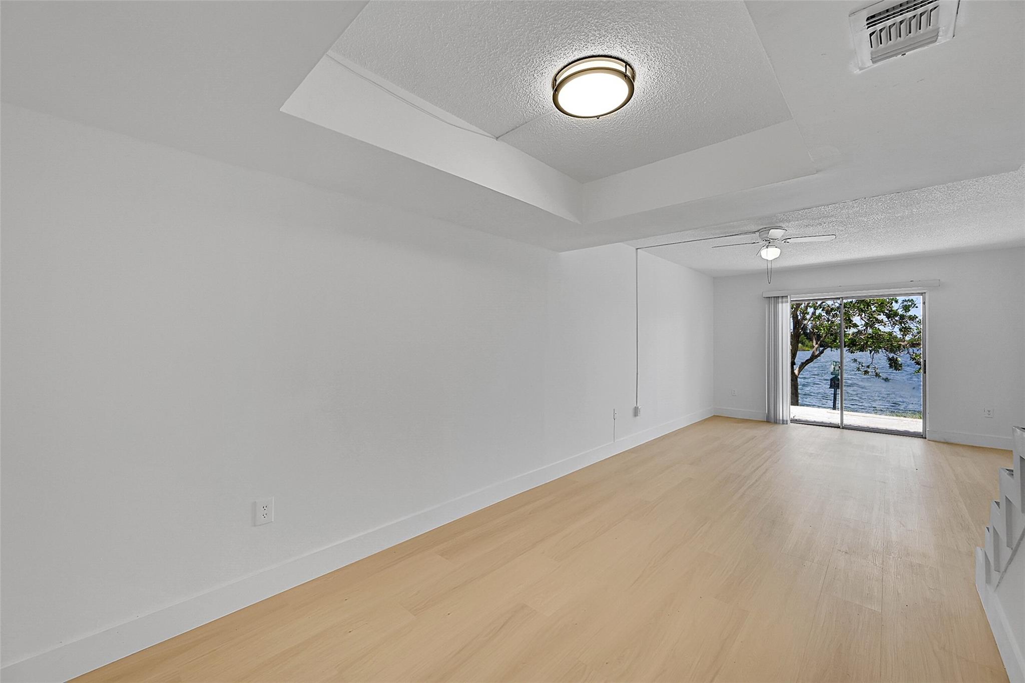 LAKESHORE TOWNHOMES CONDO - Residential