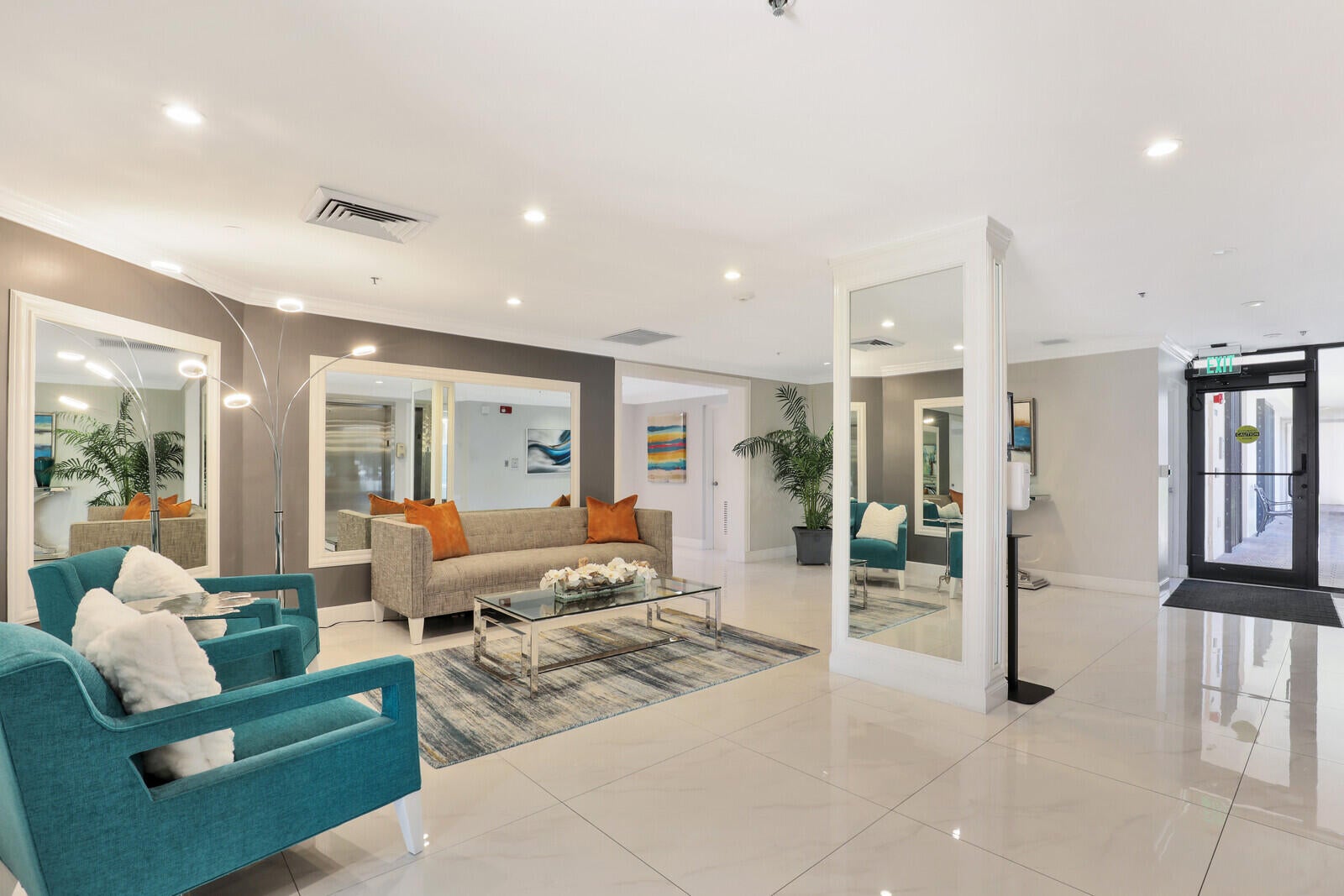Properties | Stephanie Kaufman 2687 N Ocean Boulevard G-305