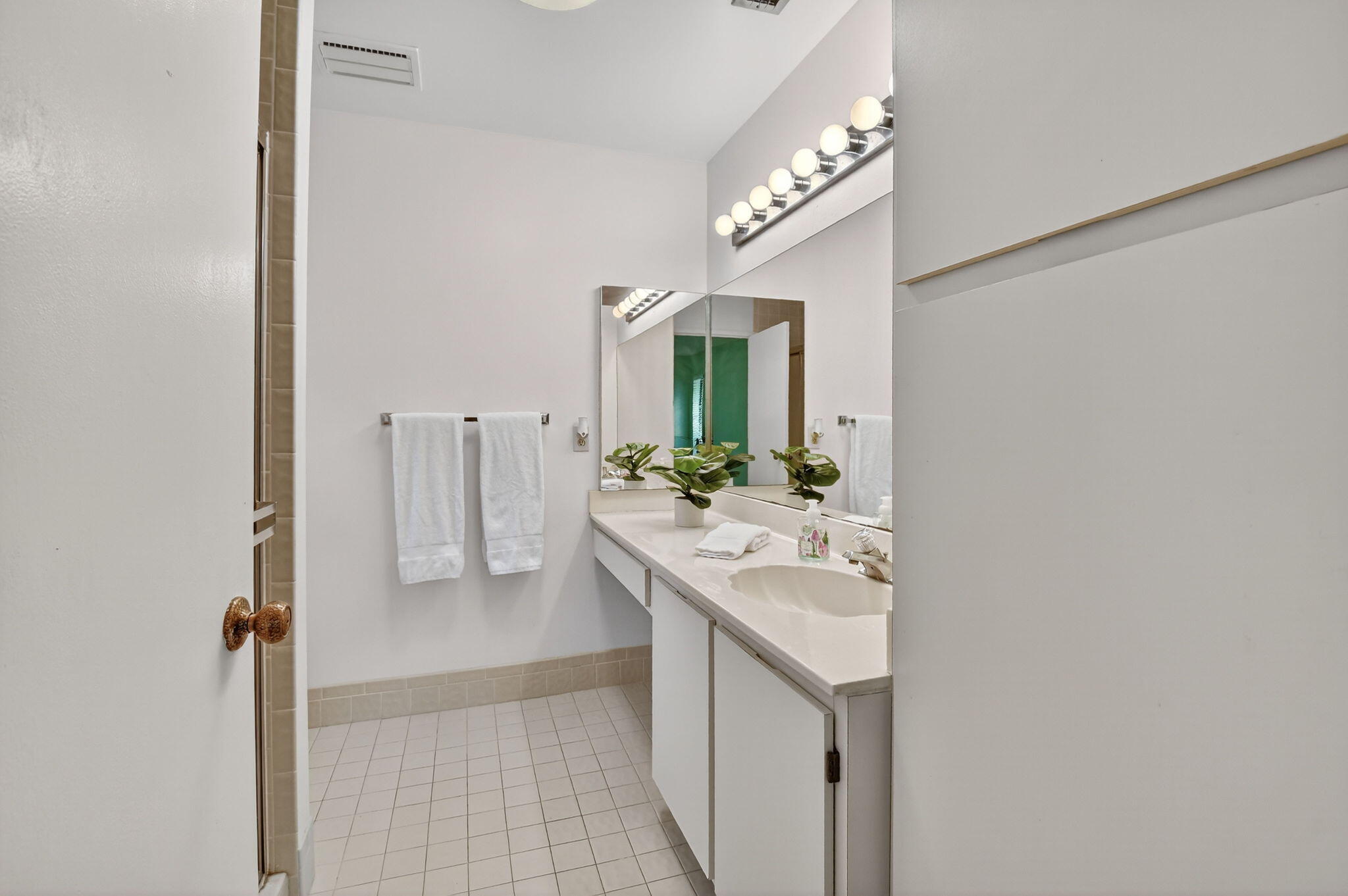 PALM CHASE CONDO - Residential