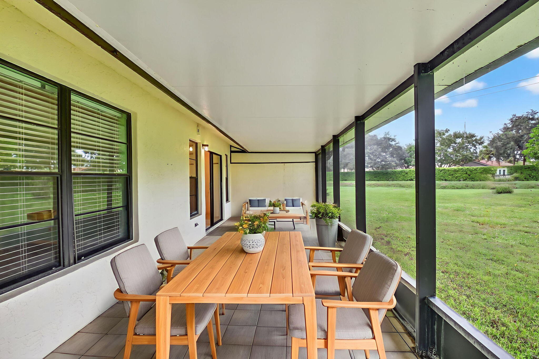 PALM CHASE CONDO - Residential