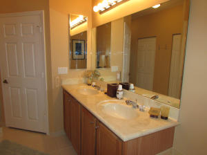 Mayfair At Wellington Con - Residential