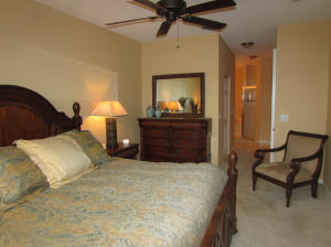 Mayfair At Wellington Con - Residential