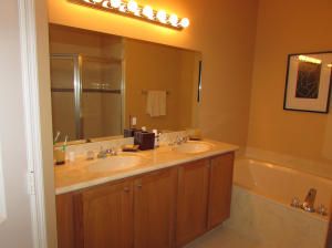 Mayfair At Wellington Con - Residential