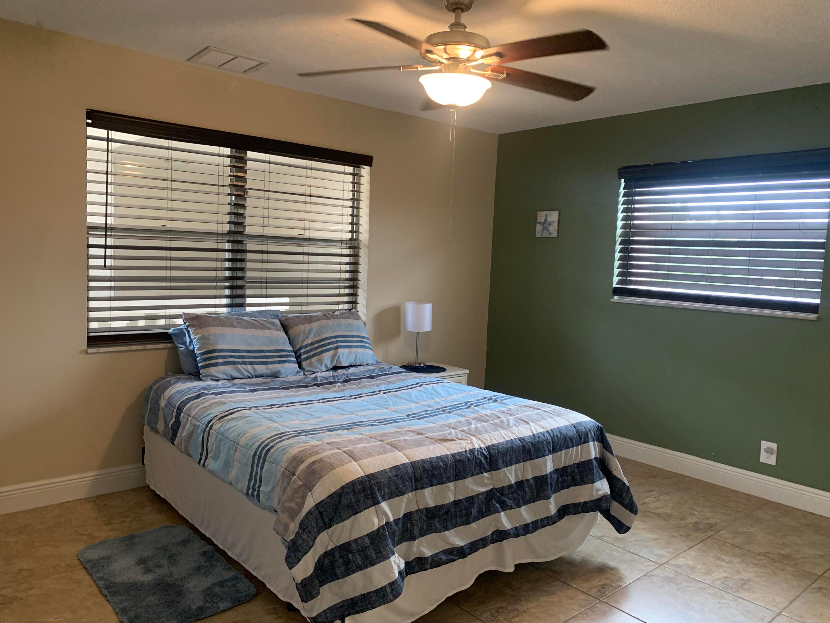 NORTH PALM BEACH VILLAGE OF 3 - Residential Lease