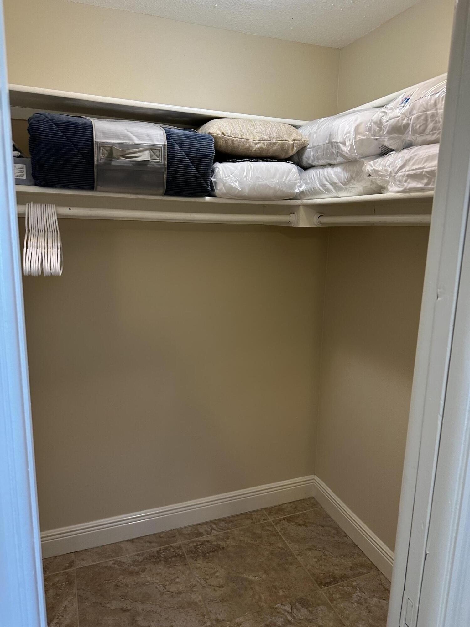 NORTH PALM BEACH VILLAGE OF 3 - Residential Lease