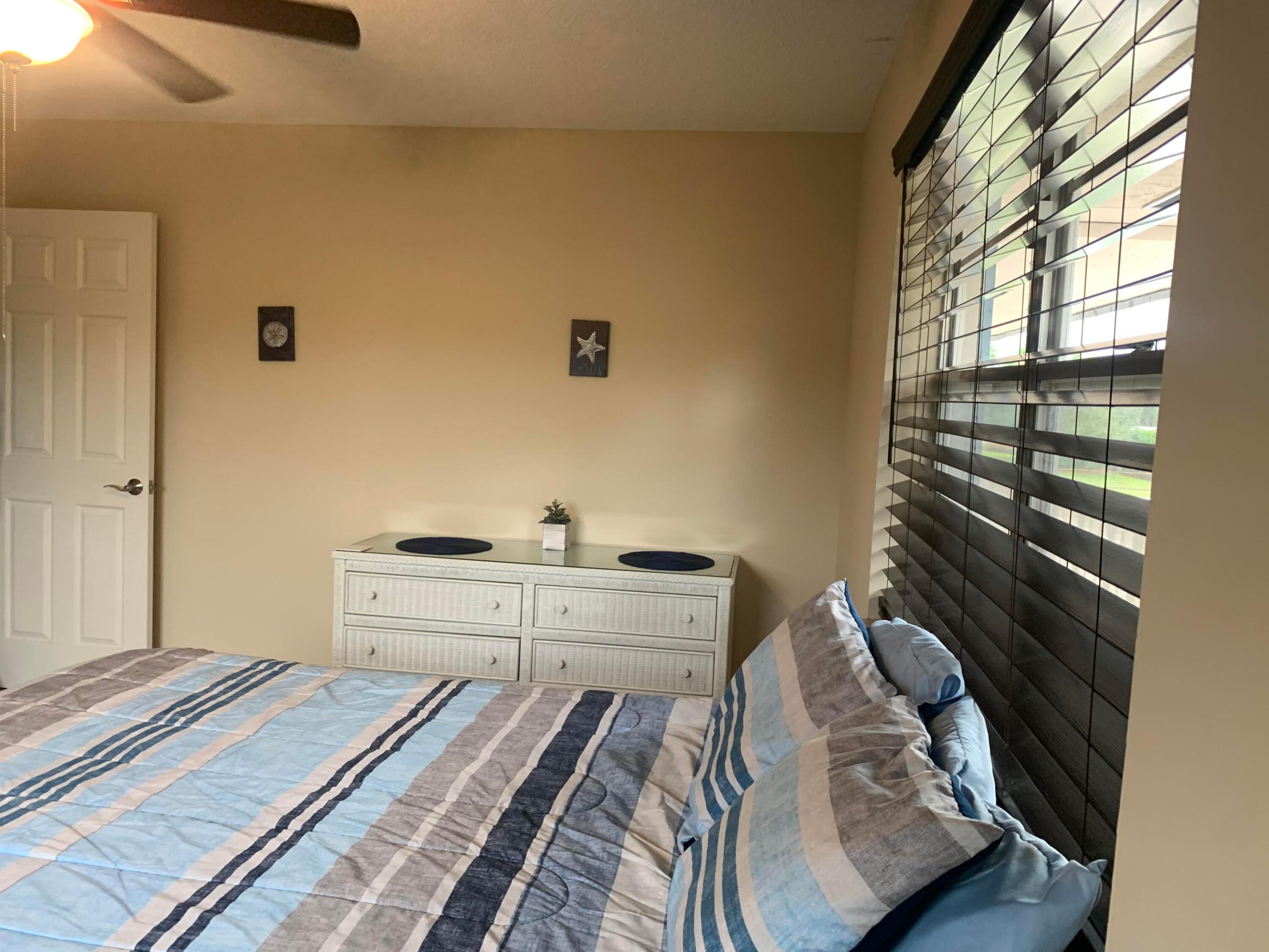 NORTH PALM BEACH VILLAGE OF 3 - Residential Lease