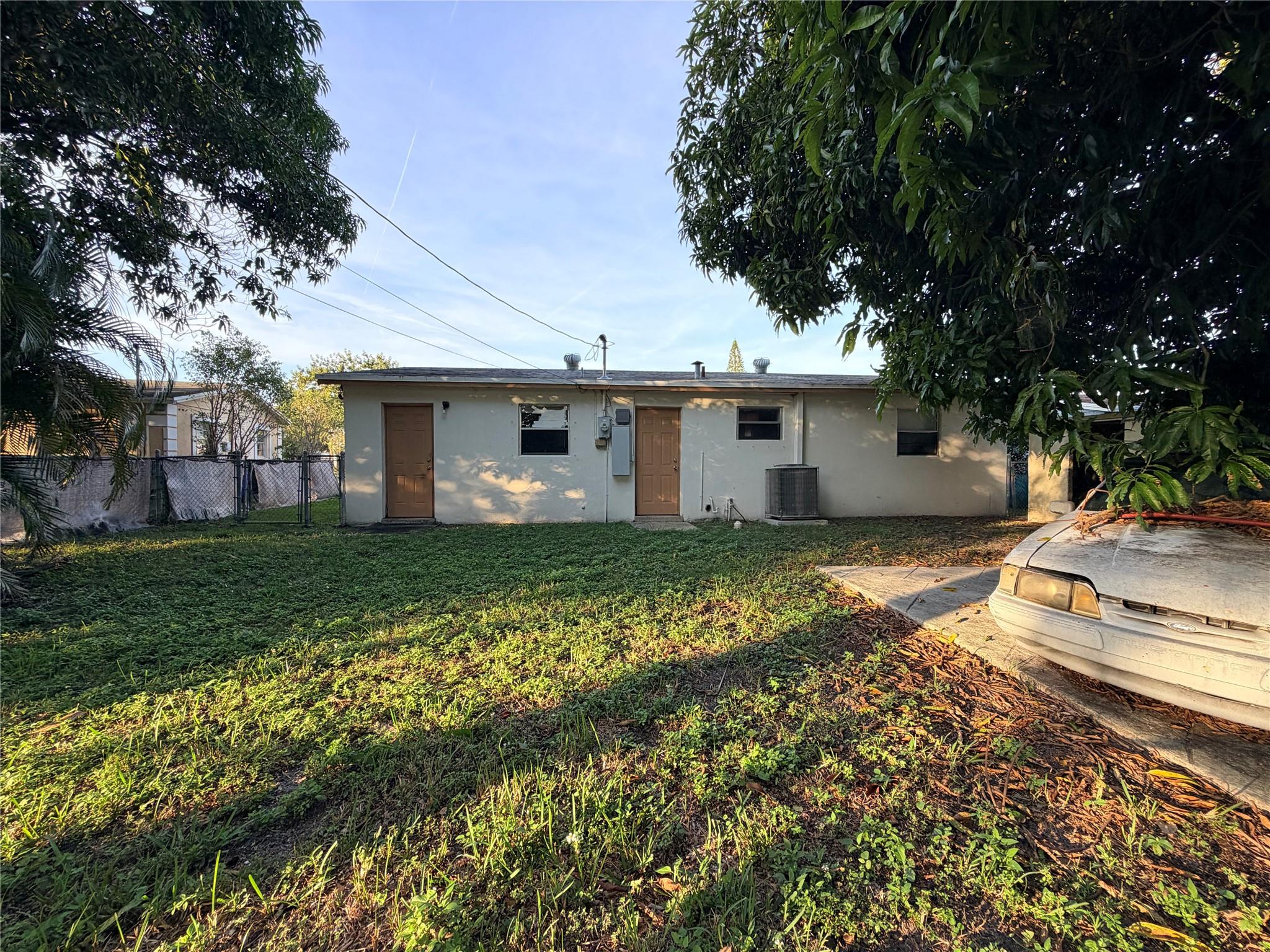 Royal Palms Park Sec 1 51 - Residential