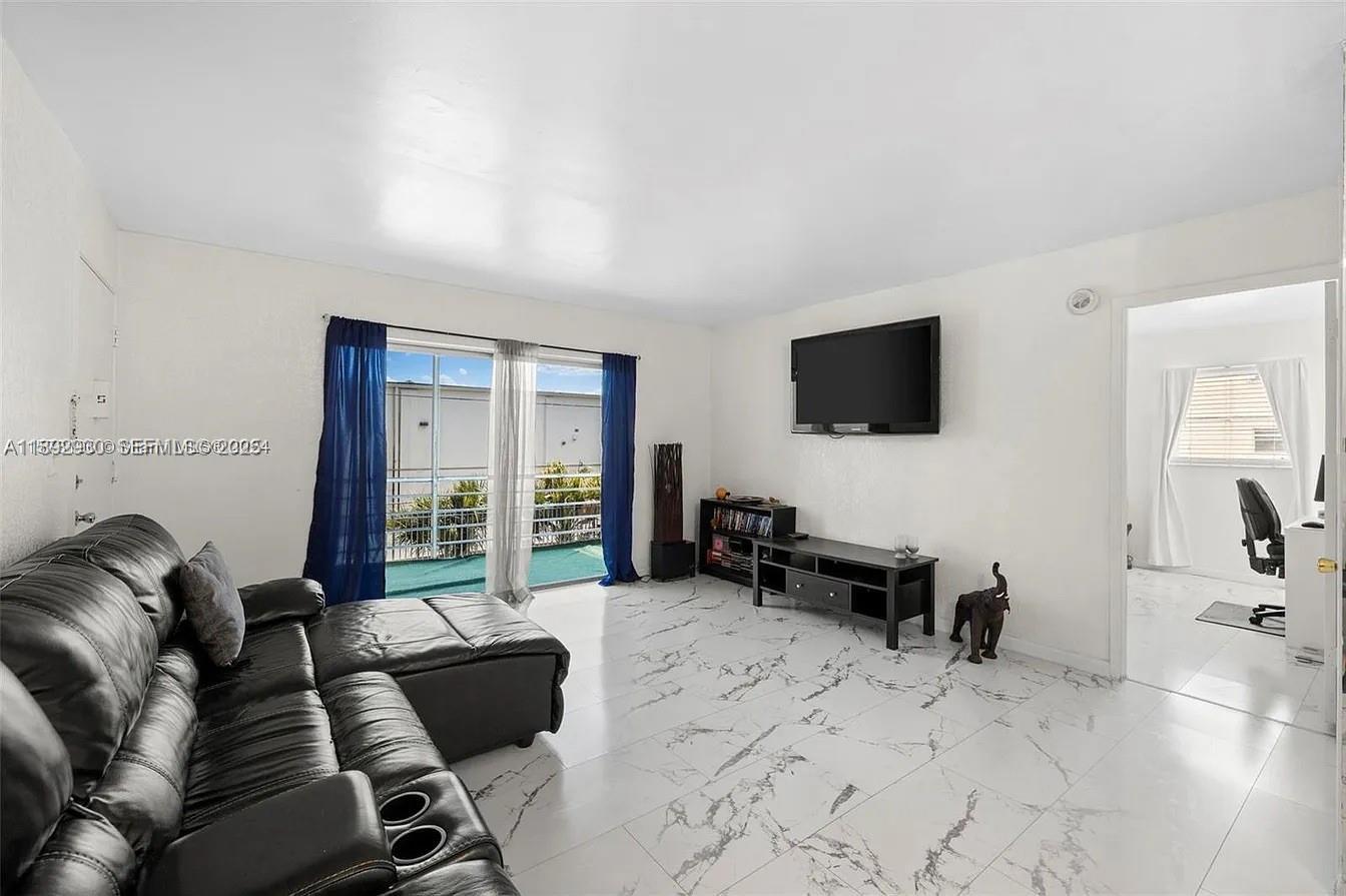 MAJESTIC GARDENS CONDOMINIUM - Residential