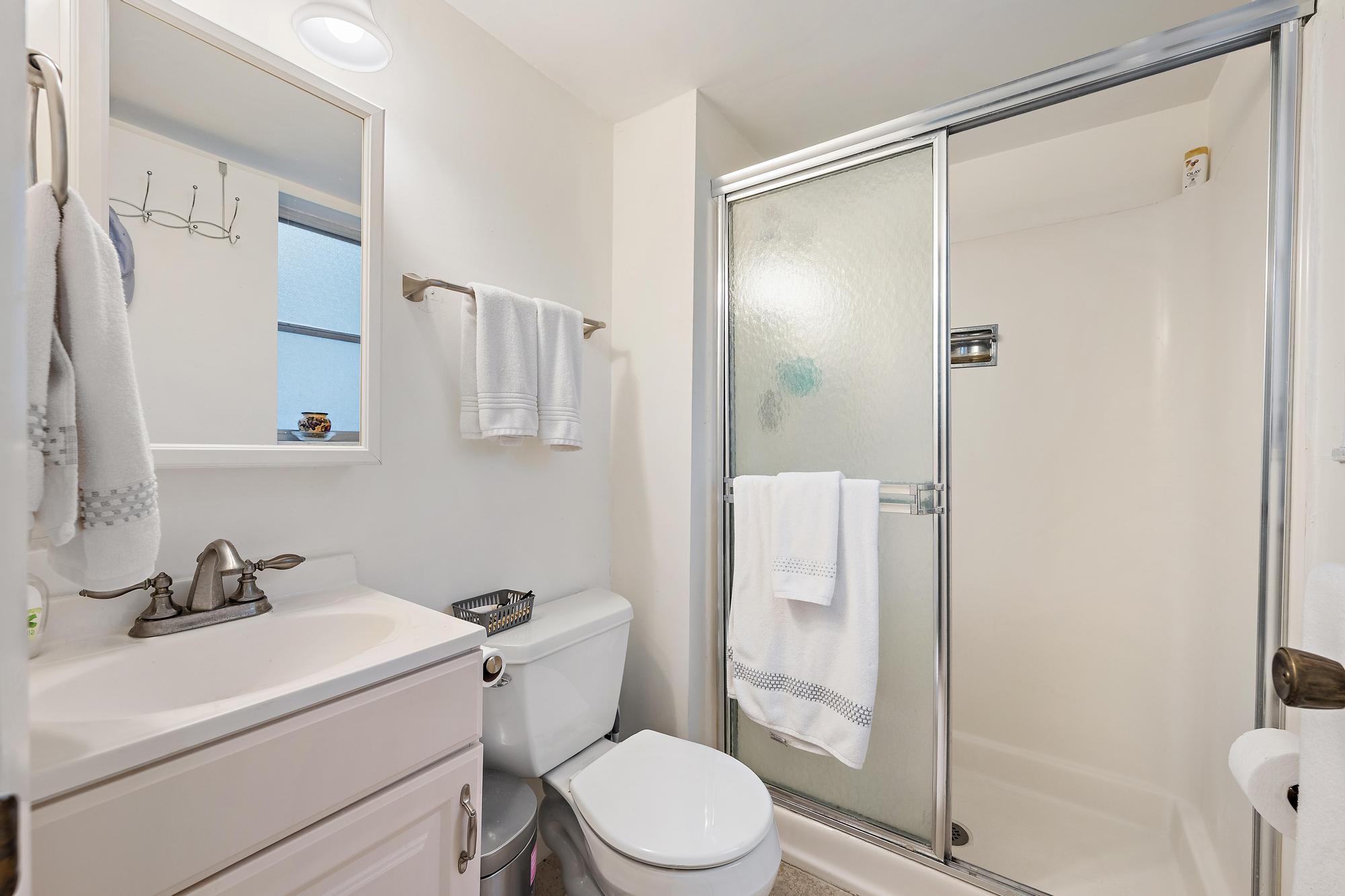 THE LITTLE CLUB CONDO - Residential