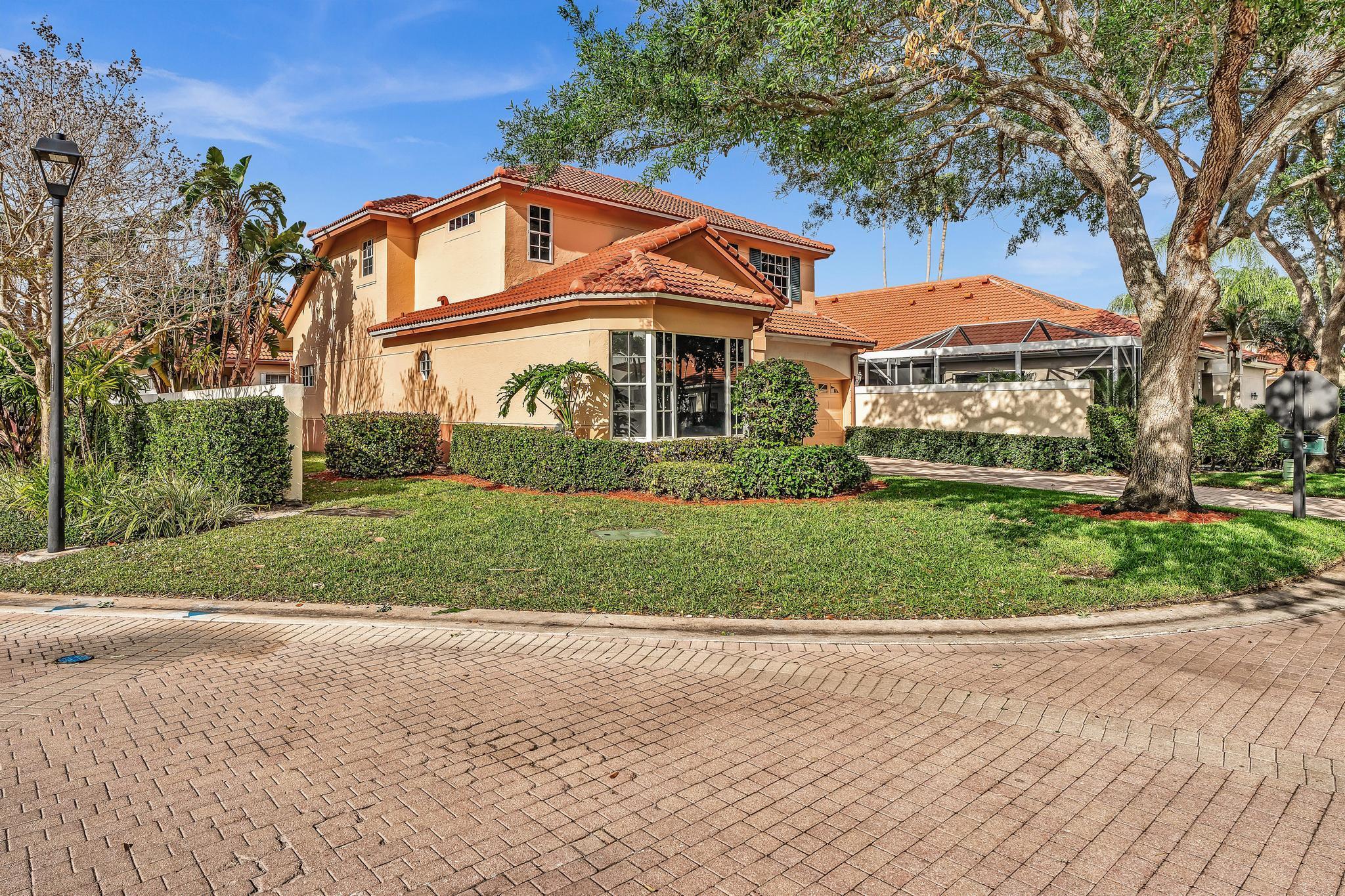 36 Monterey Pointe Drive