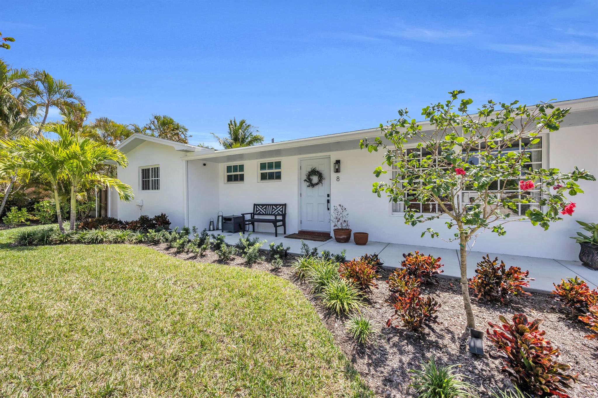 8 Willow Road