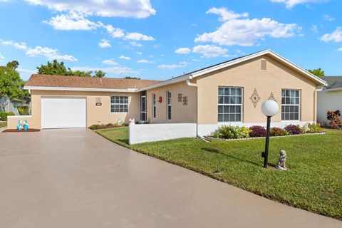 A home in Lake Worth